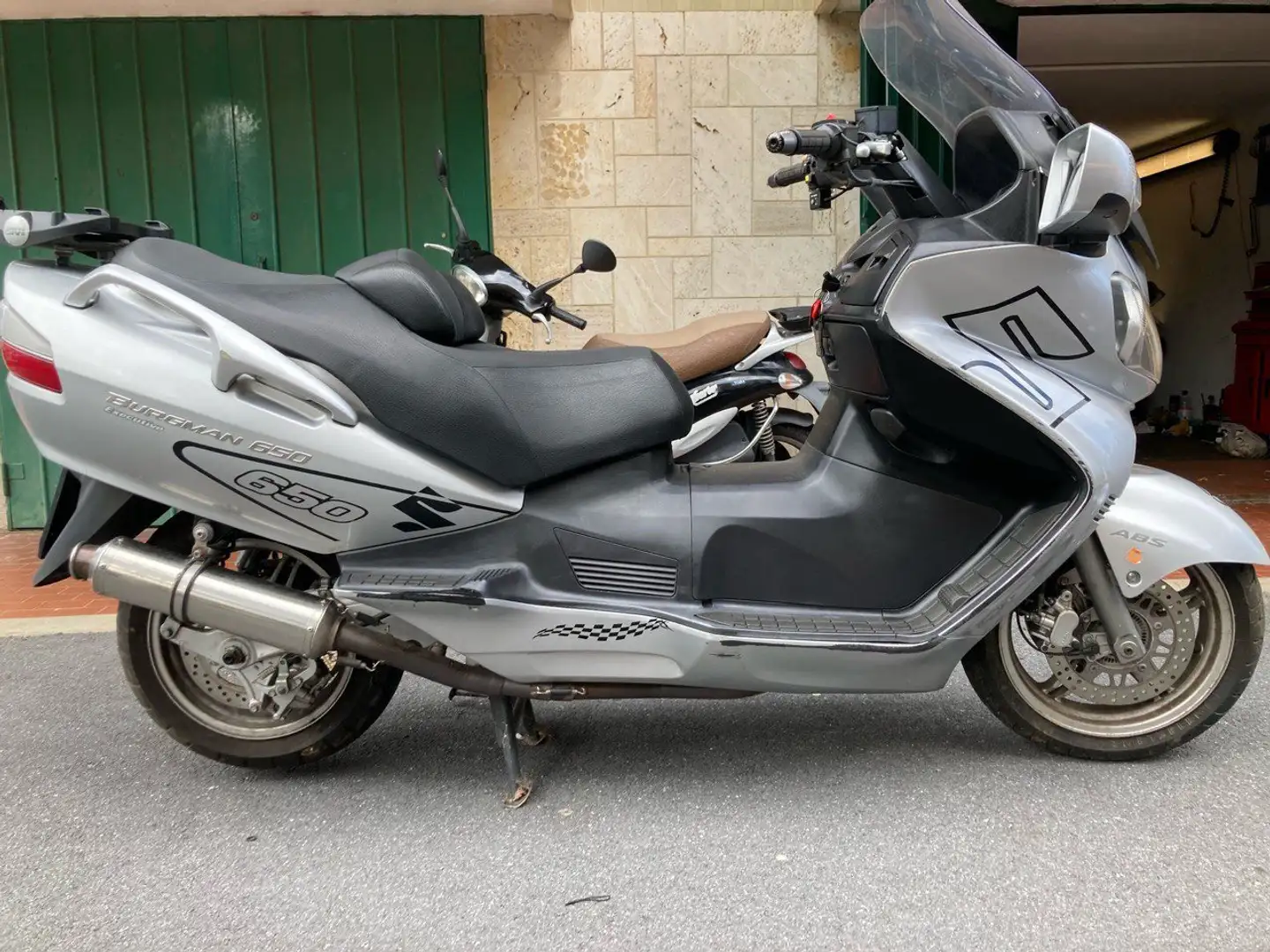 Suzuki Burgman 650 AN650A Gri - 1