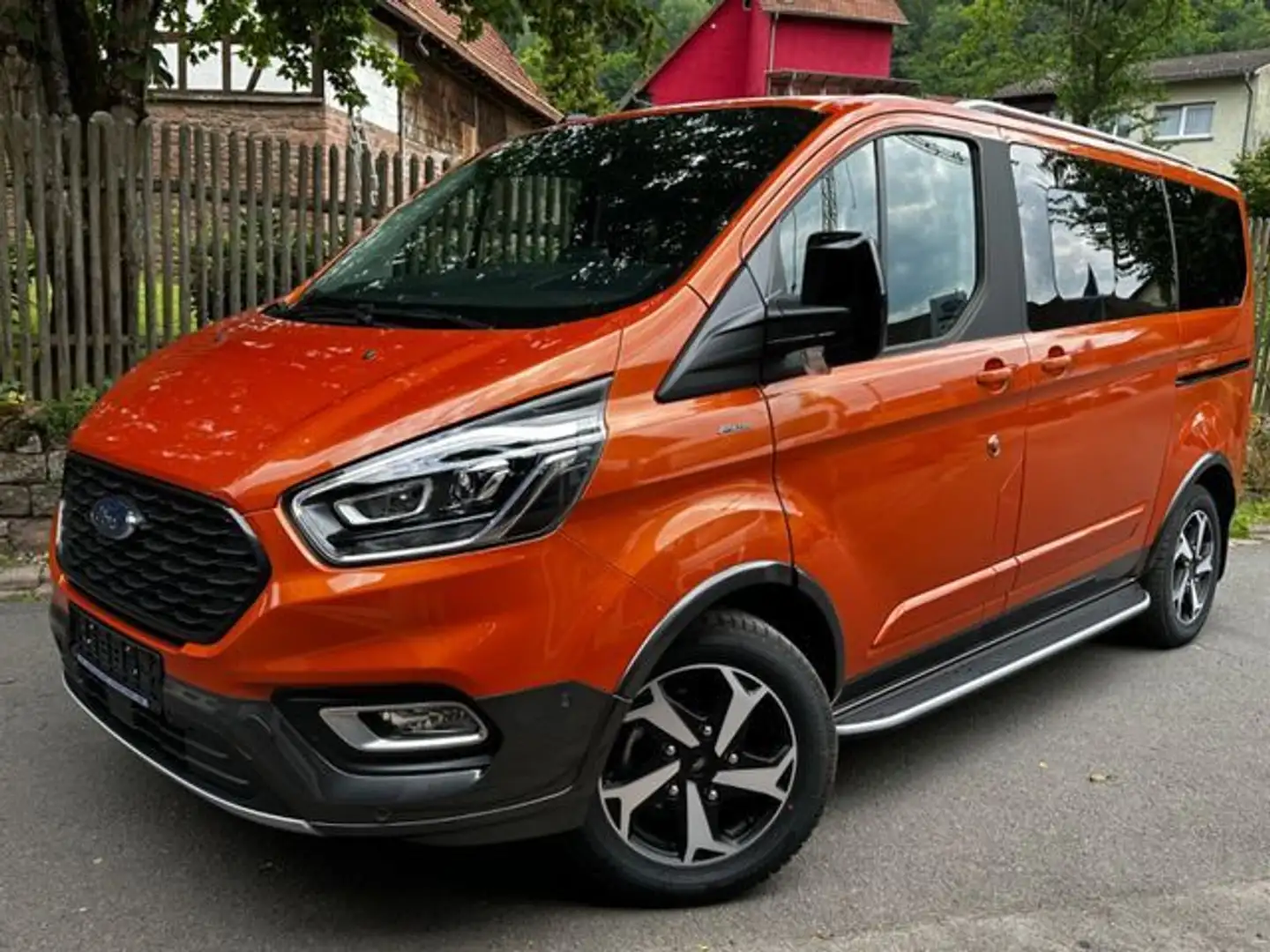 Ford Tourneo Custom Active L1*NAVI*BiXENON*KAMERA*AHK Oranj - 1