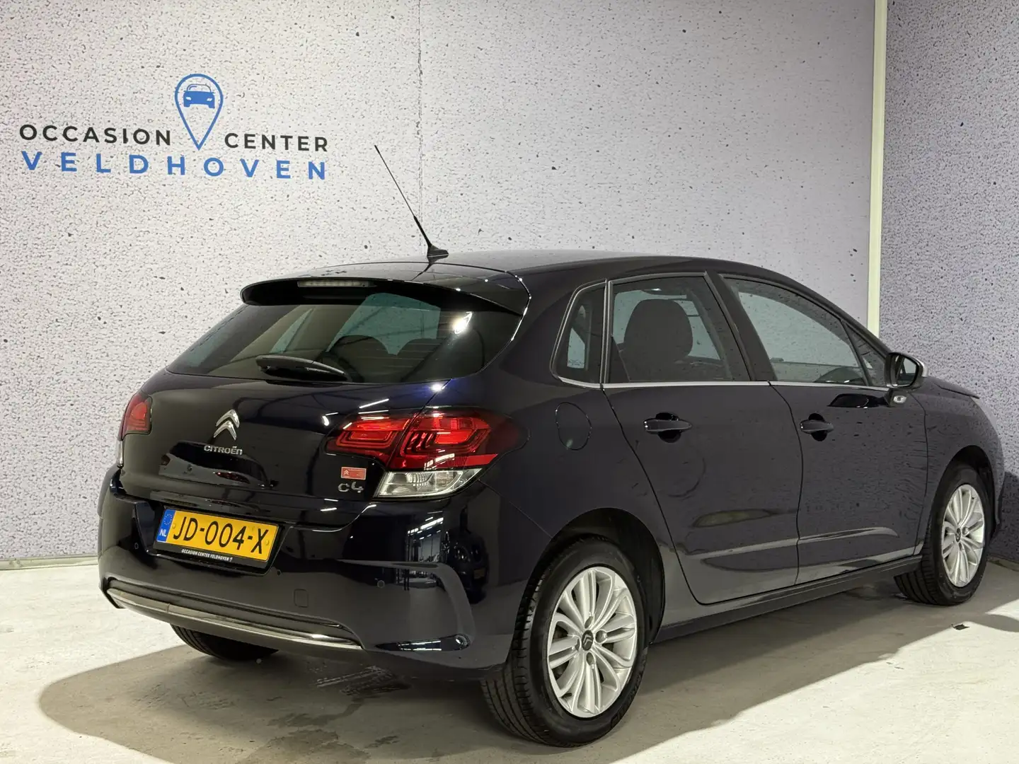 Citroen C4 1.2 PureTech Feel Collection // NAVI // CRUISE // Blauw - 2
