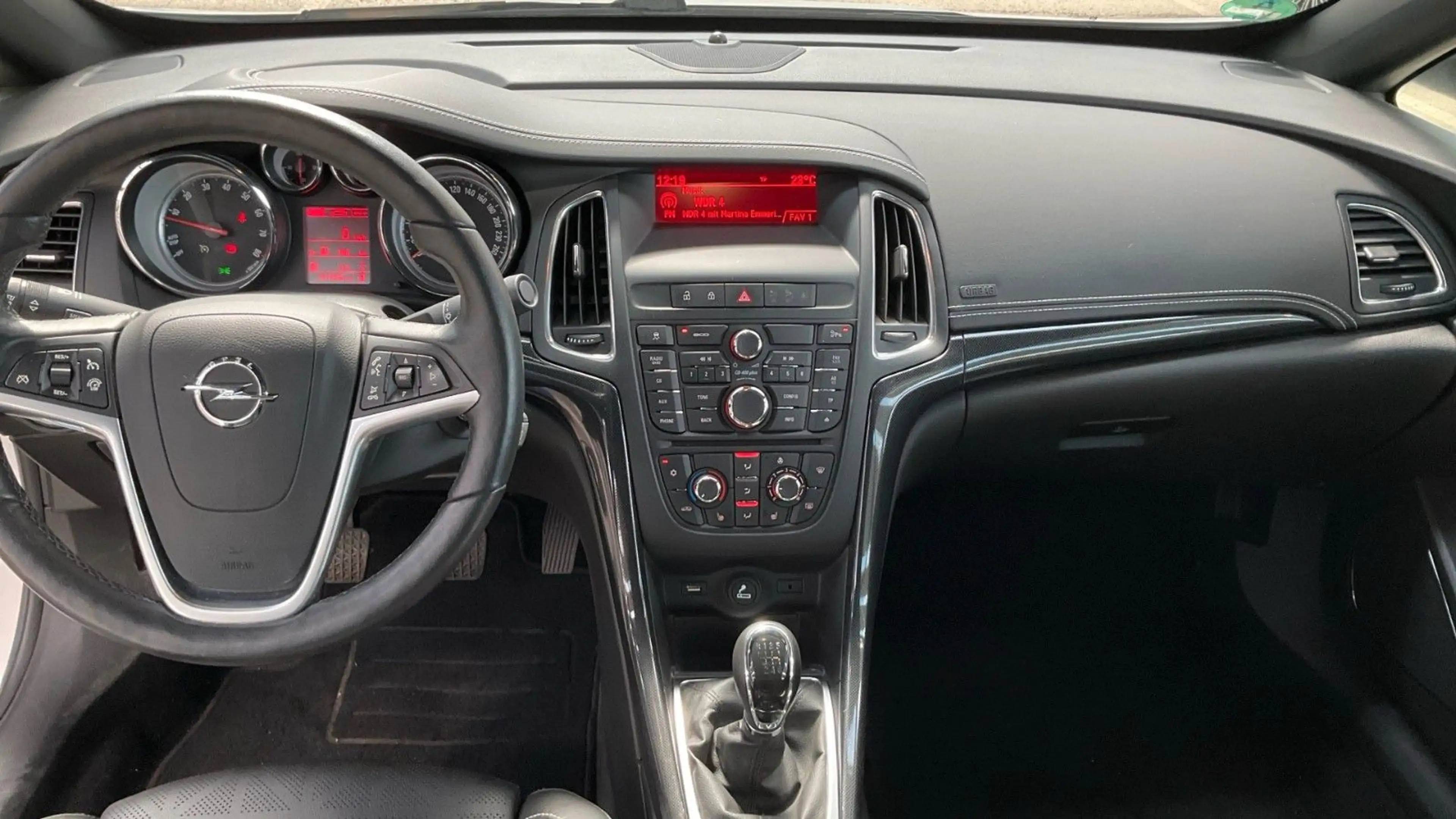 Opel Cascada 1.4 Edition/Xenon/Leder/PDC/SHZ/1.Hand — photo 8