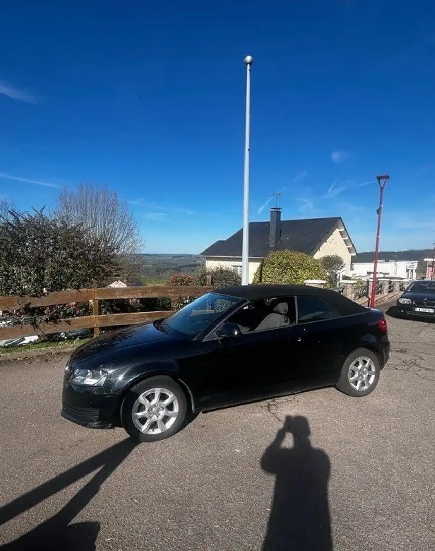 Audi A3 1.6 TDI 105 cv Cabriolet Schwarz - 1