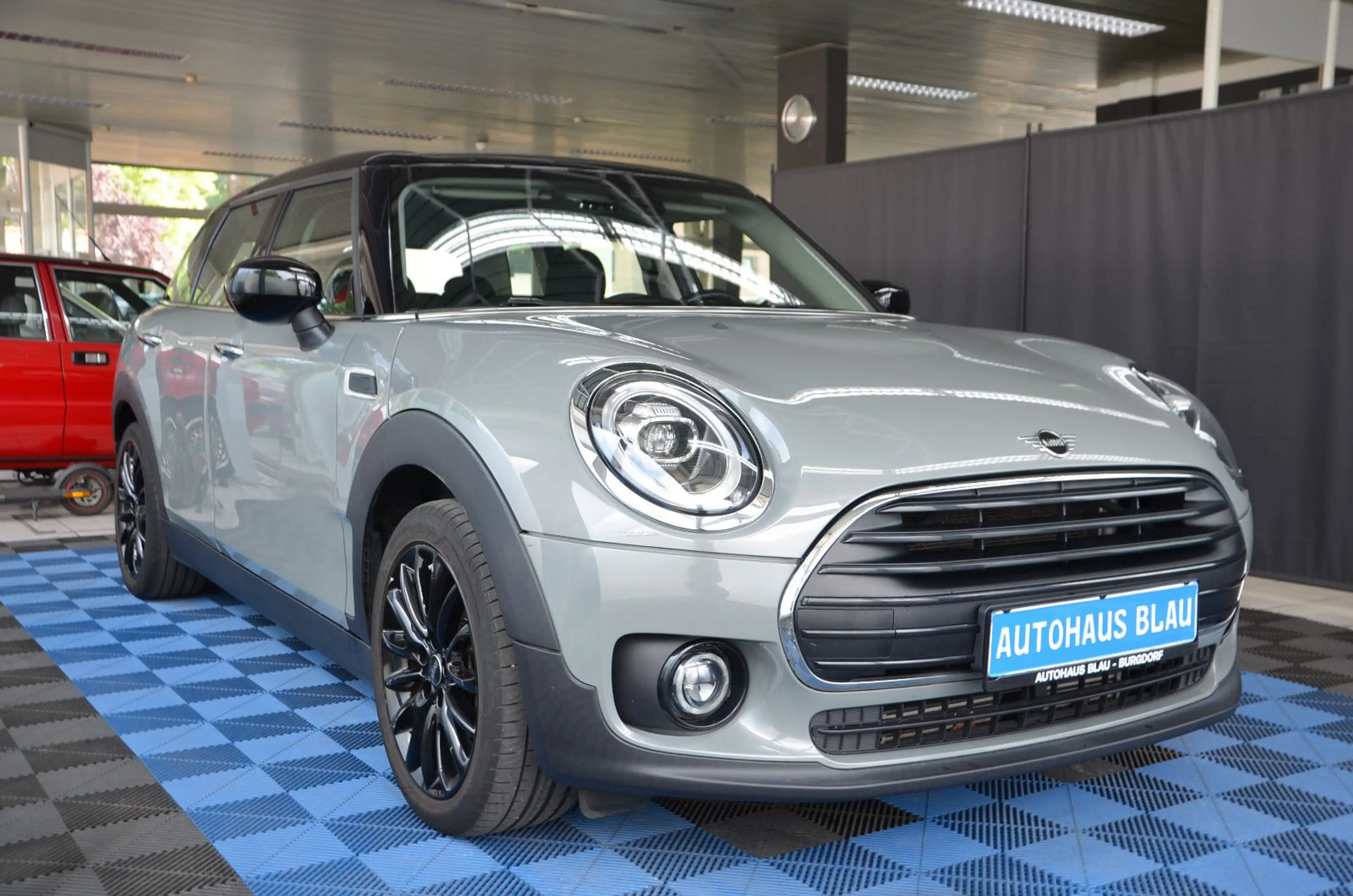 MINI Cooper Clubman *AUTOMATIK*LED*NAVI*1.HAND* — photo 3