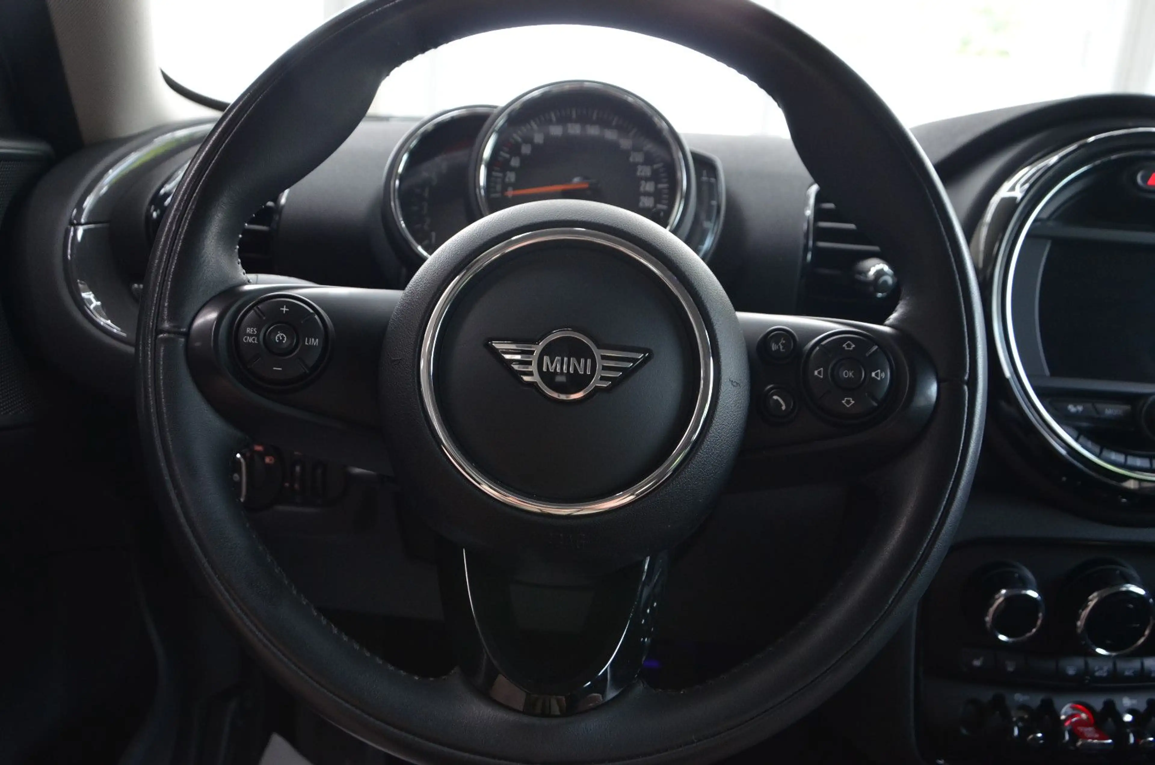 MINI Cooper Clubman *AUTOMATIK*LED*NAVI*1.HAND* — photo 12