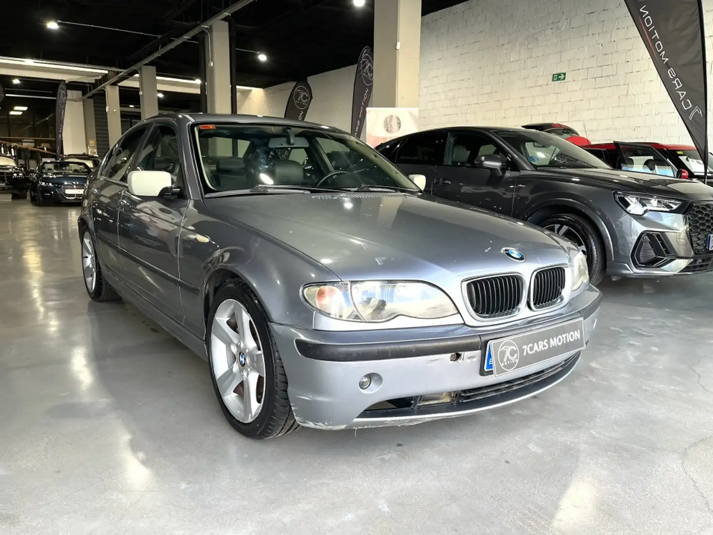 BMW 318 318i Gris - 1