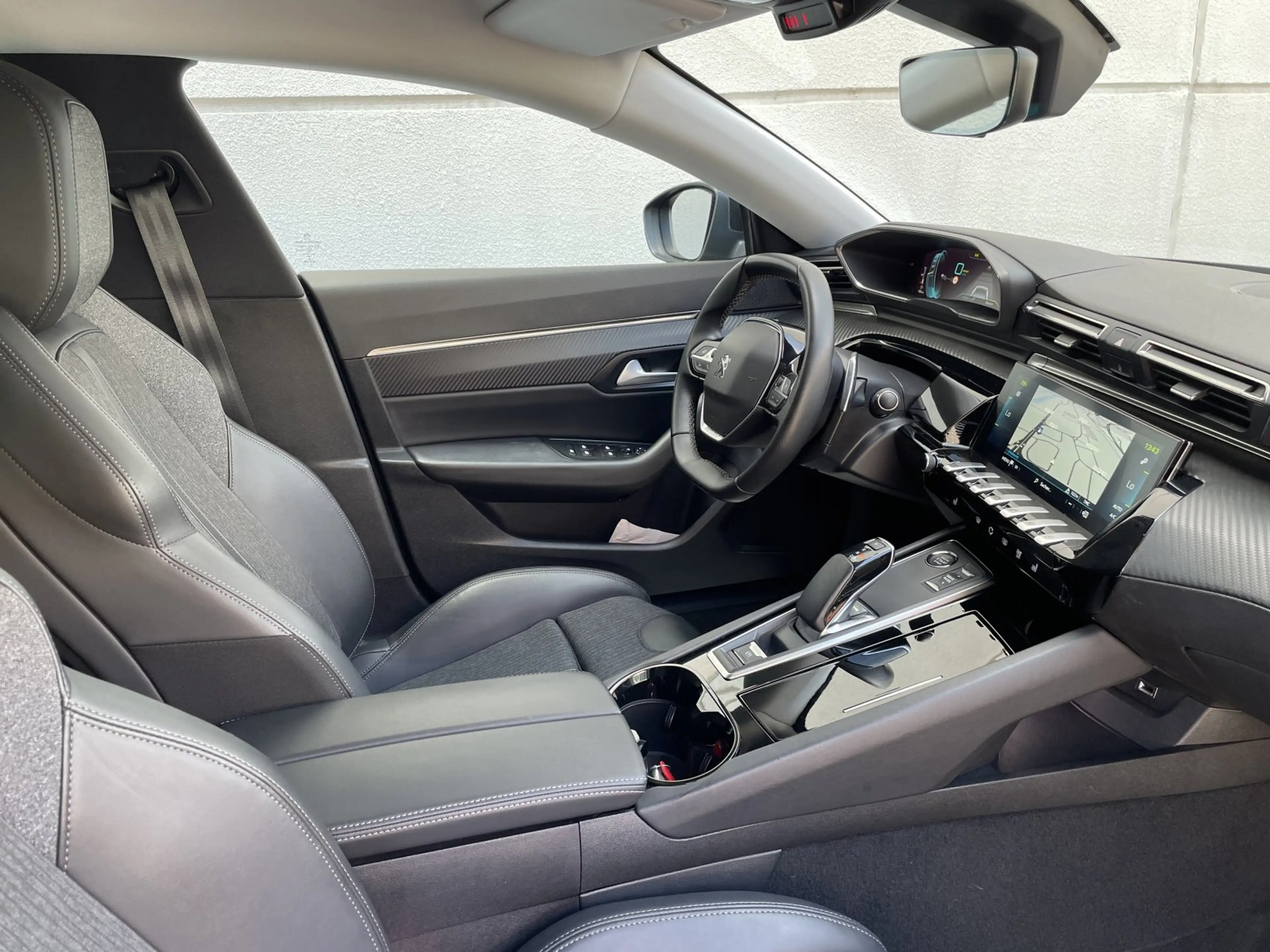 Peugeot 508 SW Hybrid 225 (Plug-In) e-AT8 Allure Pack elKoff A — photo 10