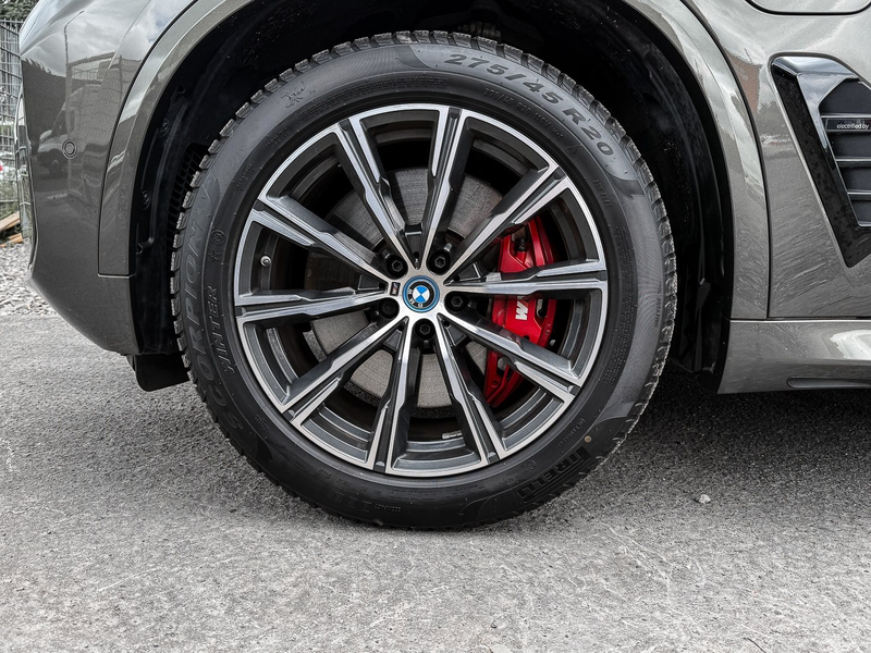 BMW X5 xDrive50e M Sport PANO AHK NAVI LED PDC V+H — photo 6