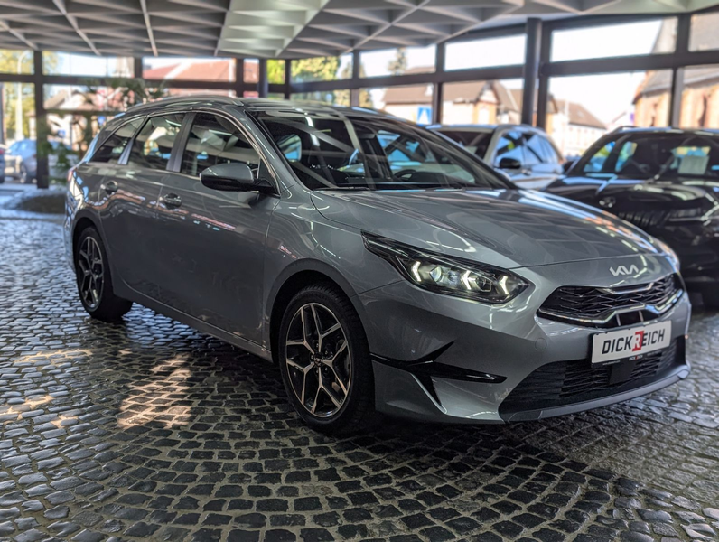Kia Ceed SW / cee'd SW 1.5 Ultimate Style-Pak SCC JBL