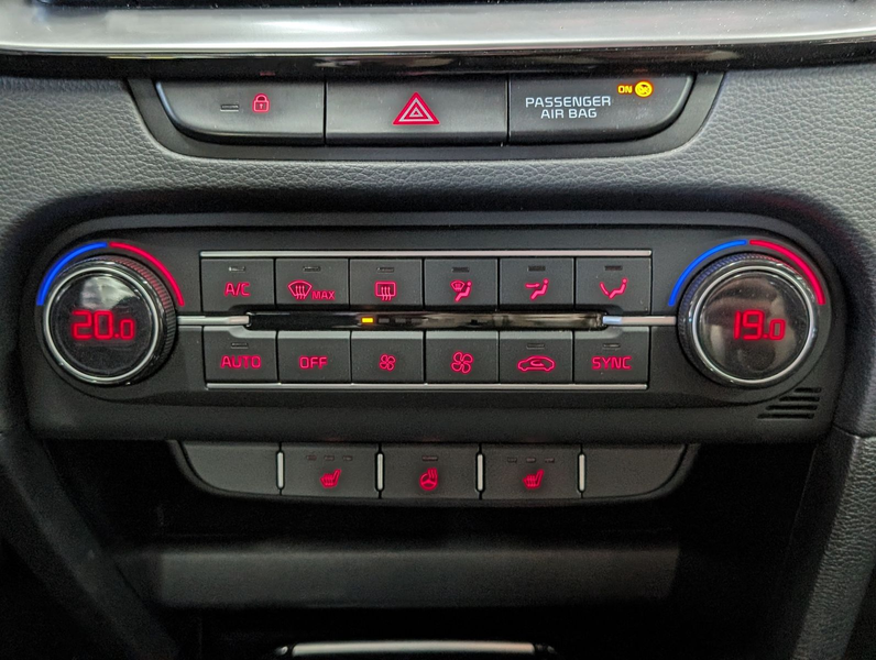 Kia Ceed SW / cee'd SW 1.5 Ultimate Style-Pak SCC JBL — photo 24