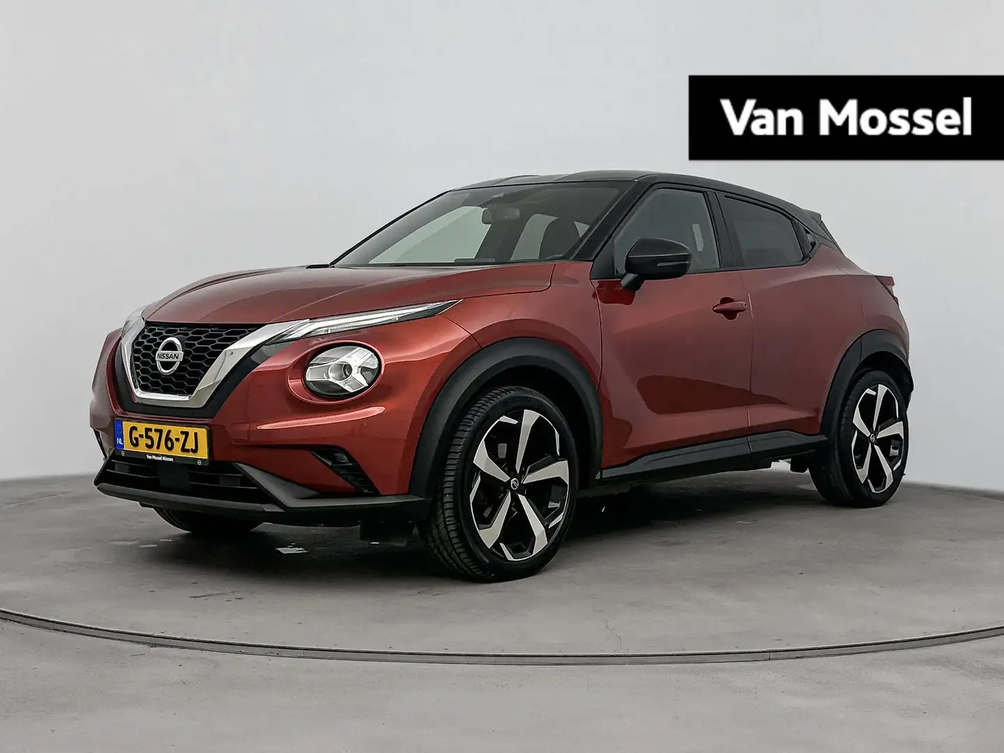 Nissan Juke 1.0 DIG-T Premiere Edition 117PK | Navigatie | Ach Rood - 1
