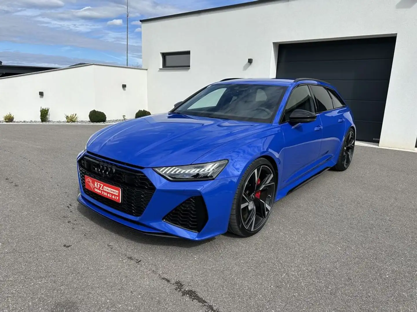 Audi RS6 4.0 TFSI quattro/Keramik/Luft/Laser/AHK Blauw - 1