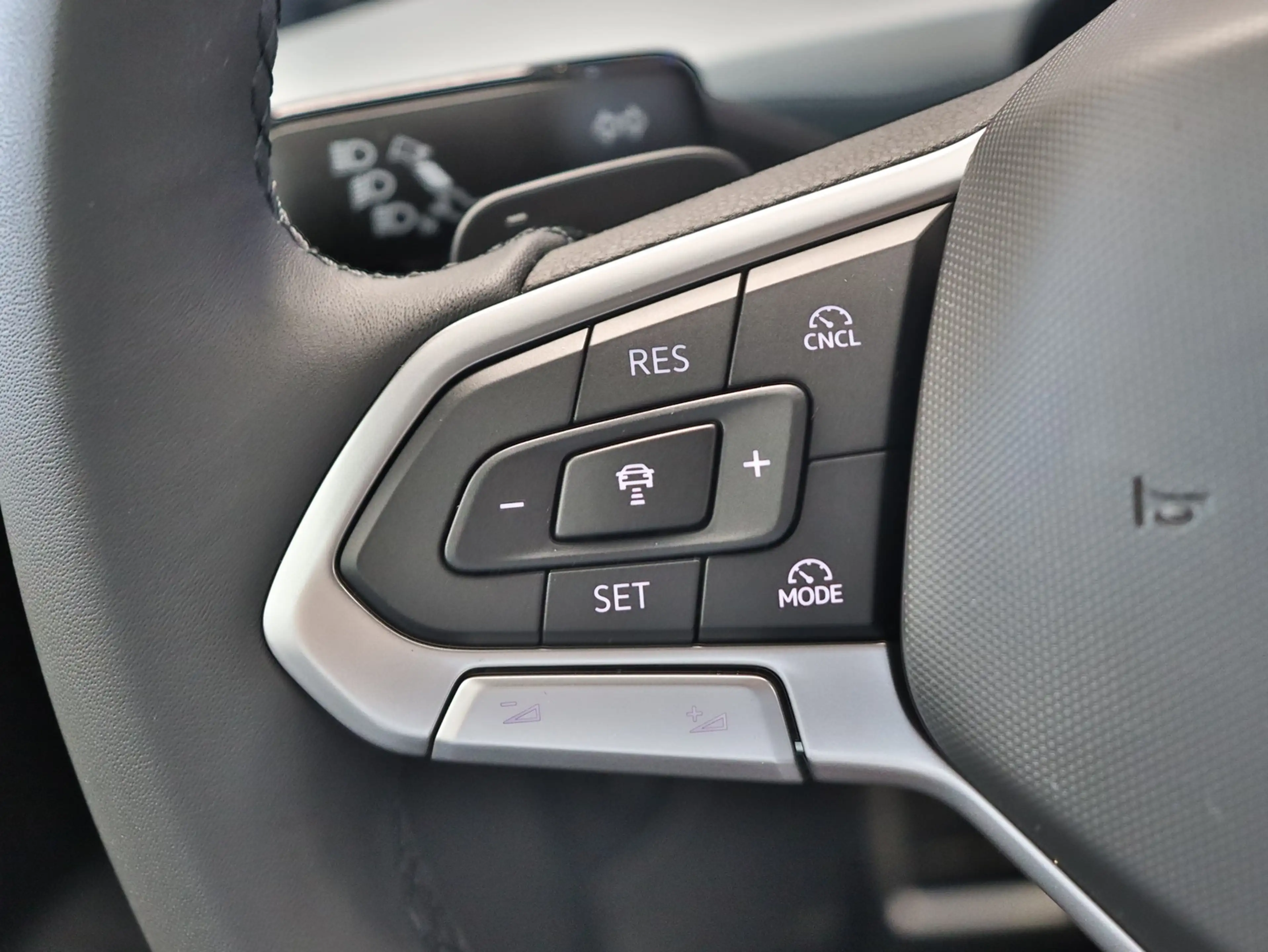Volkswagen Golf VIII Variant Goal 1.5TSI DSG+RFKAM+ACC+AHK+SIDE... — photo 15