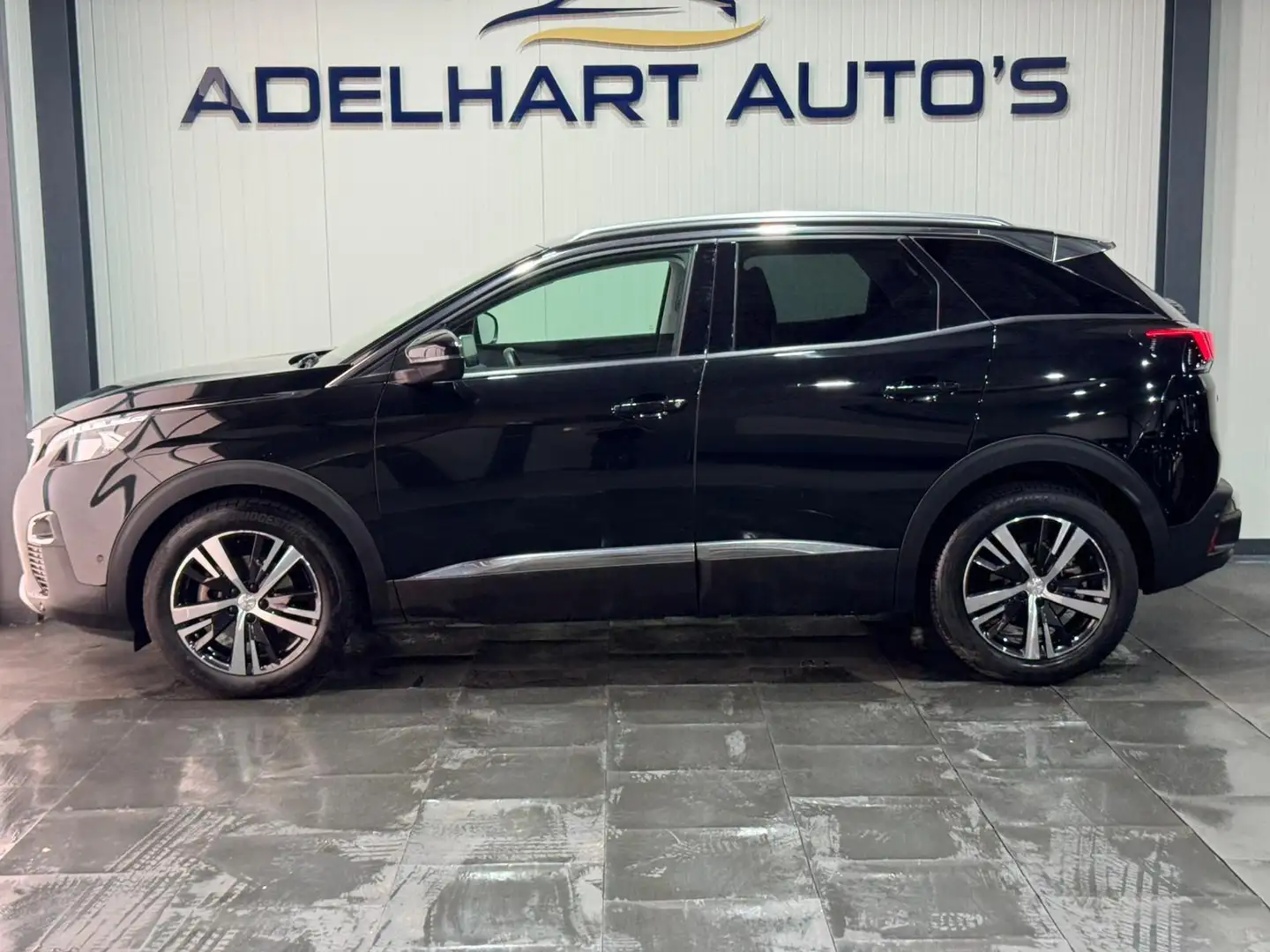 Peugeot 3008 1.2 PureTech Allure Automaat / Navigatie full map Noir - 2