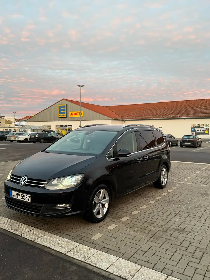 Volkswagen Sharan 2.0 TDI DSG Blue Motion Highline Černá - 1