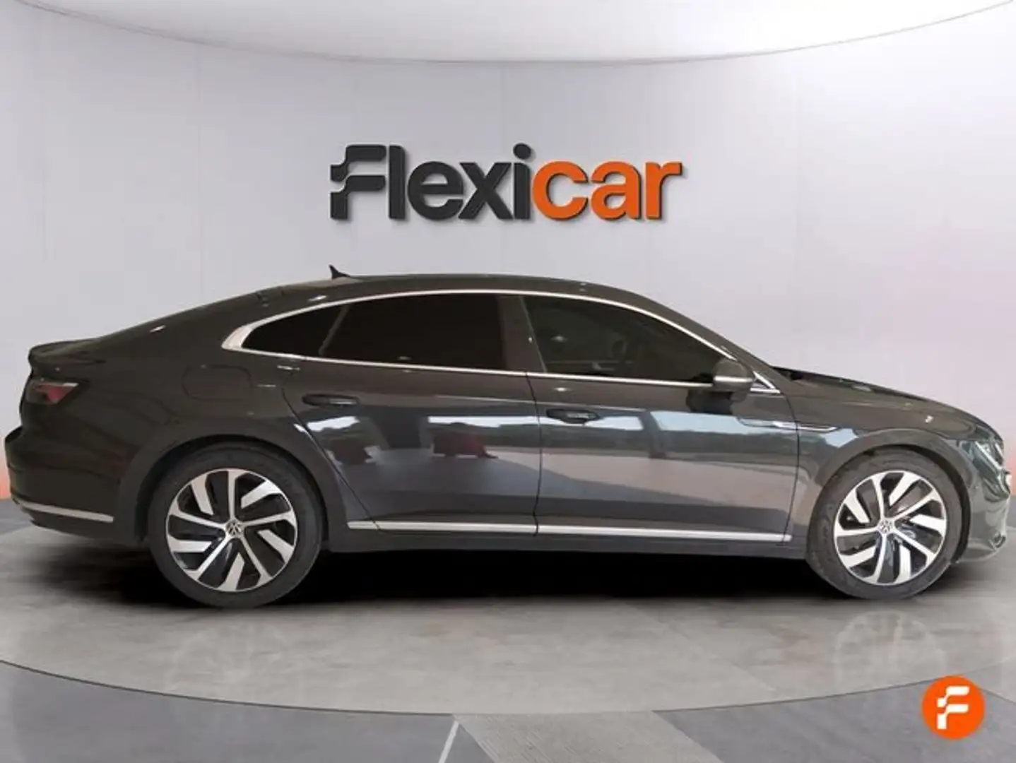 Volkswagen Arteon 2.0TDI R-Line DSG7 110kW Gris - 2