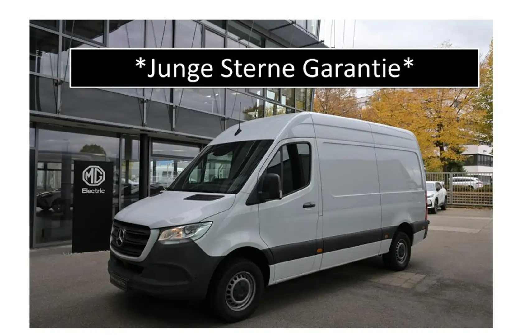 Mercedes-Benz Sprinter 319 CDI KA L2H2 AHK/KAMERA/AUT Weiß - 1