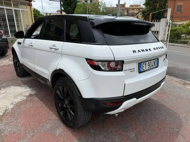 Land Rover Range Rover Evoque view 6