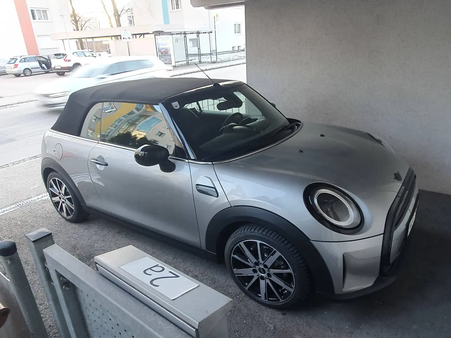 MINI Cooper Cabrio MINI Cooper Cabrio Aut. Cooper Silber - 2