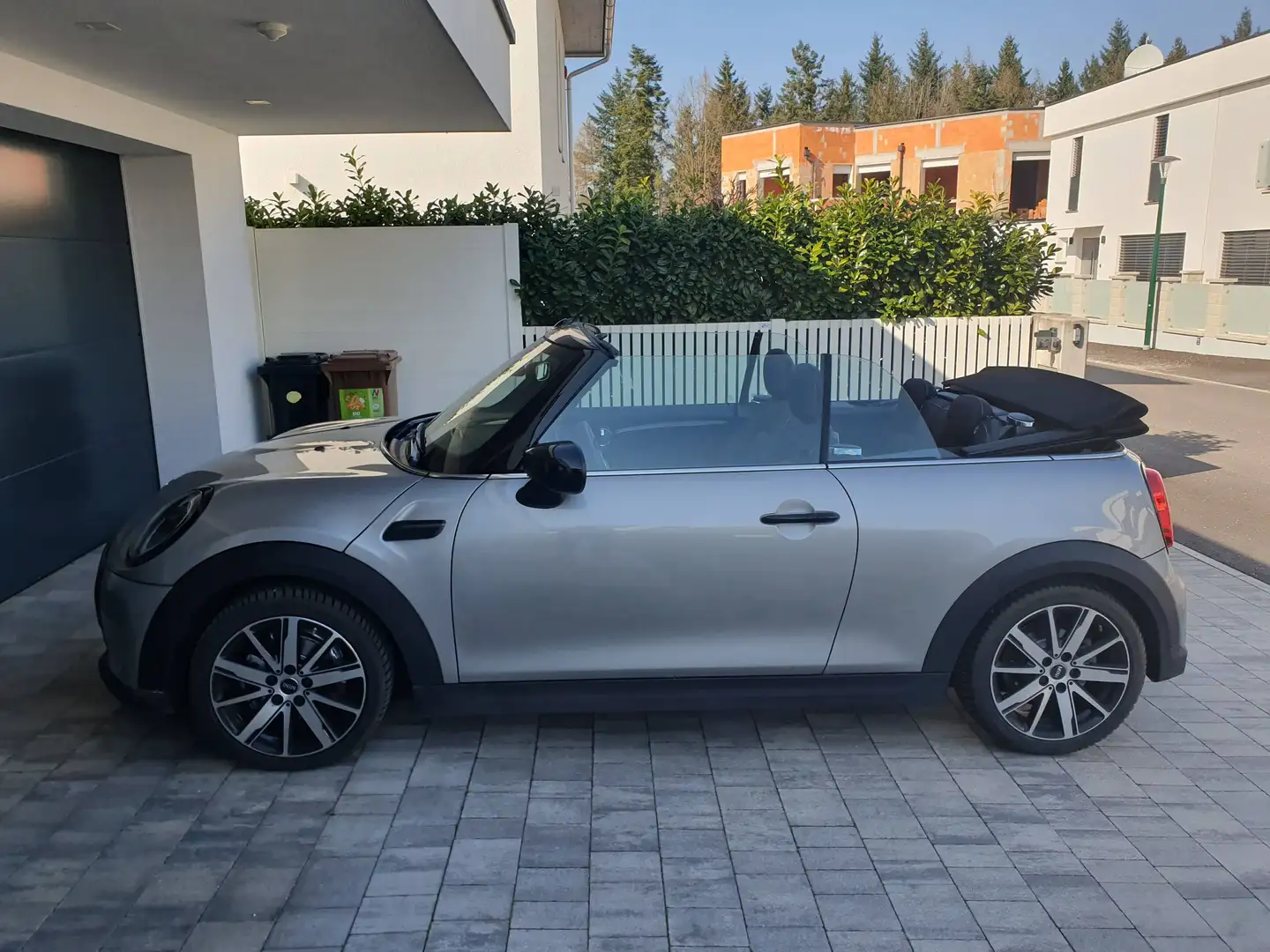 MINI Cooper Cabrio MINI Cooper Cabrio Aut. Cooper Silber - 1