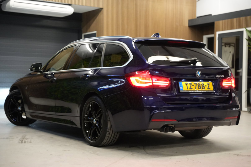 BMW 320 3-serie Touring 320i M Sport Edition / CarPlay / C — photo 6