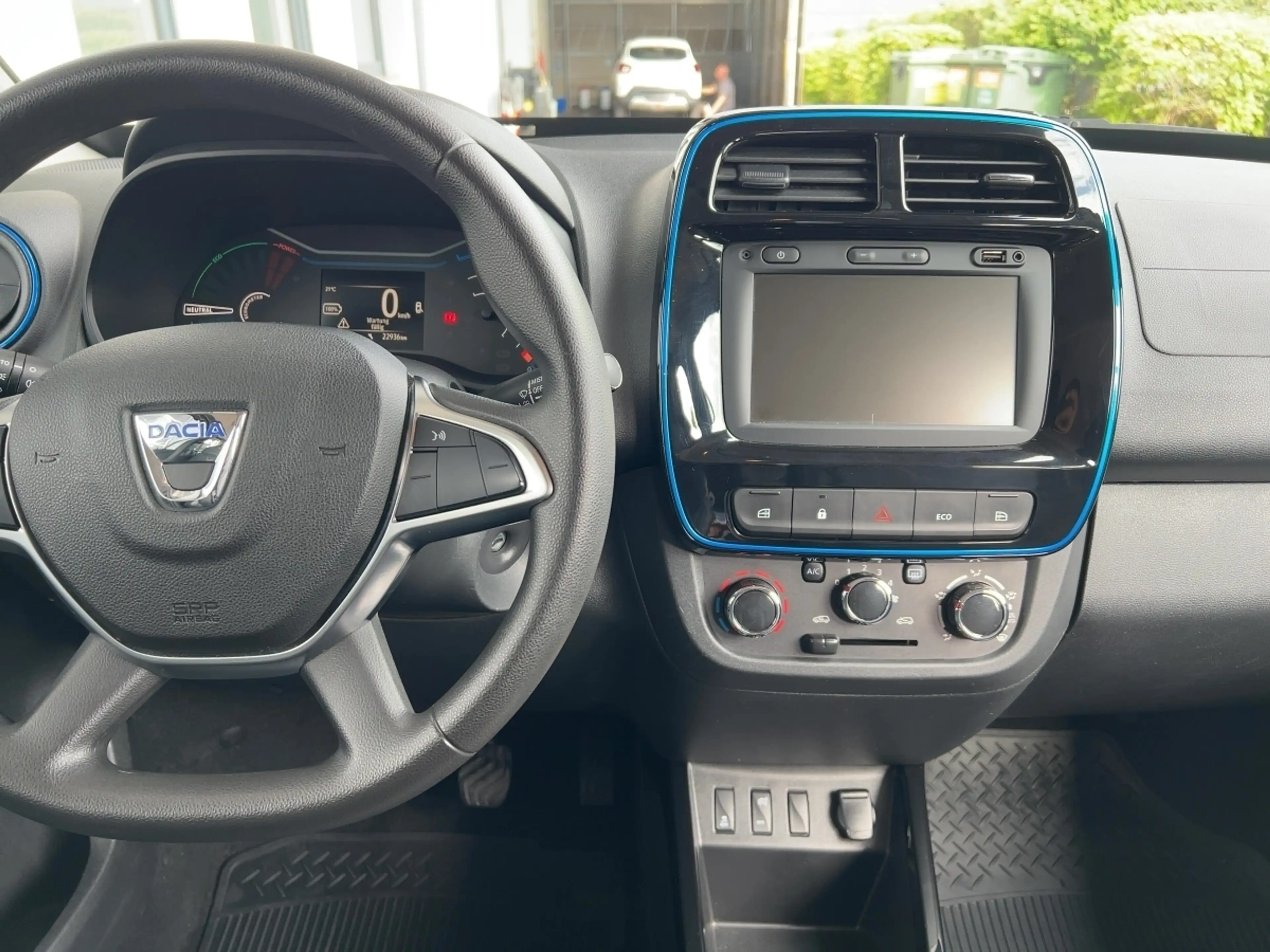 Dacia Spring Business 45 — photo 12