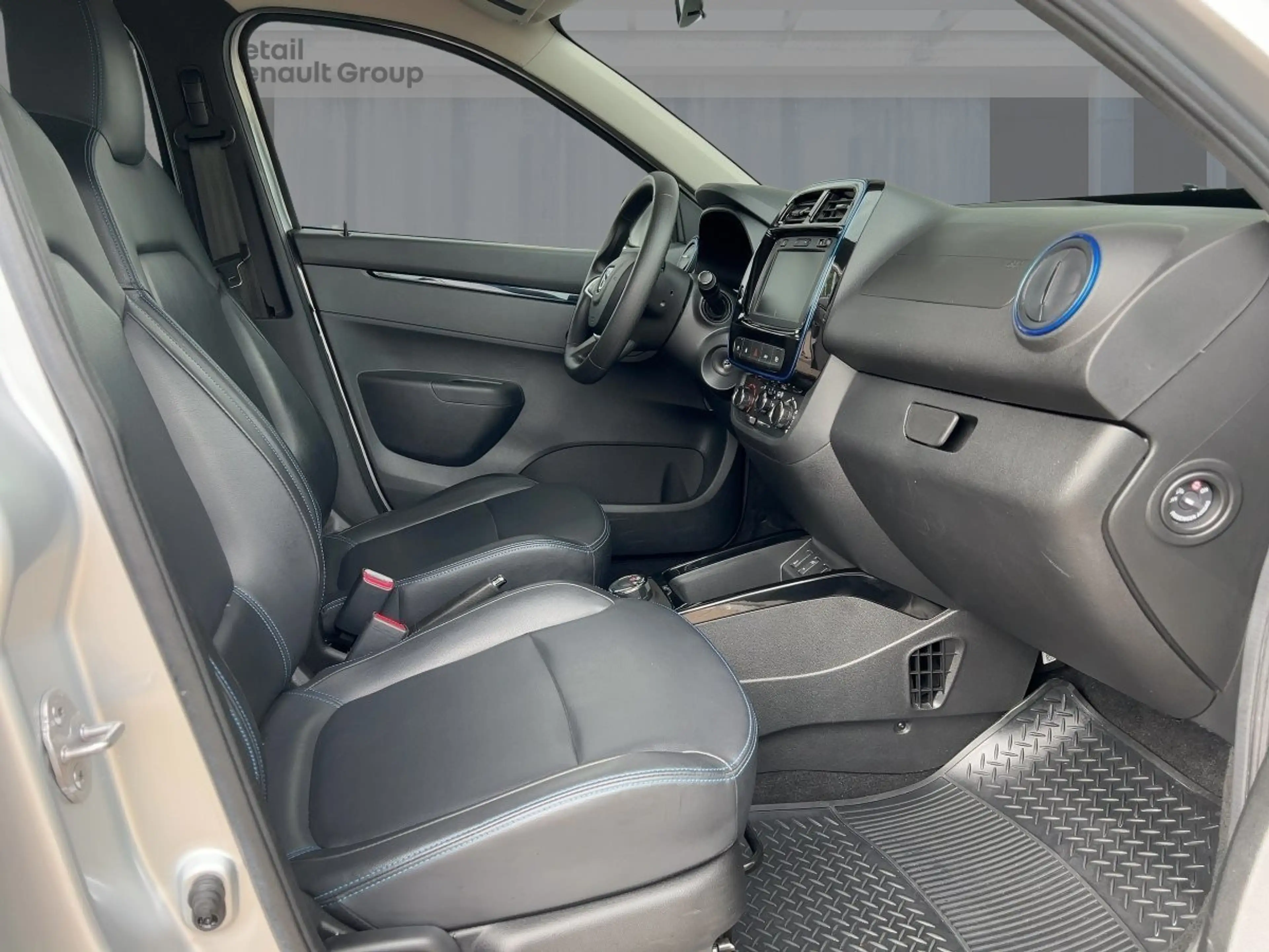 Dacia Spring Business 45 — photo 8
