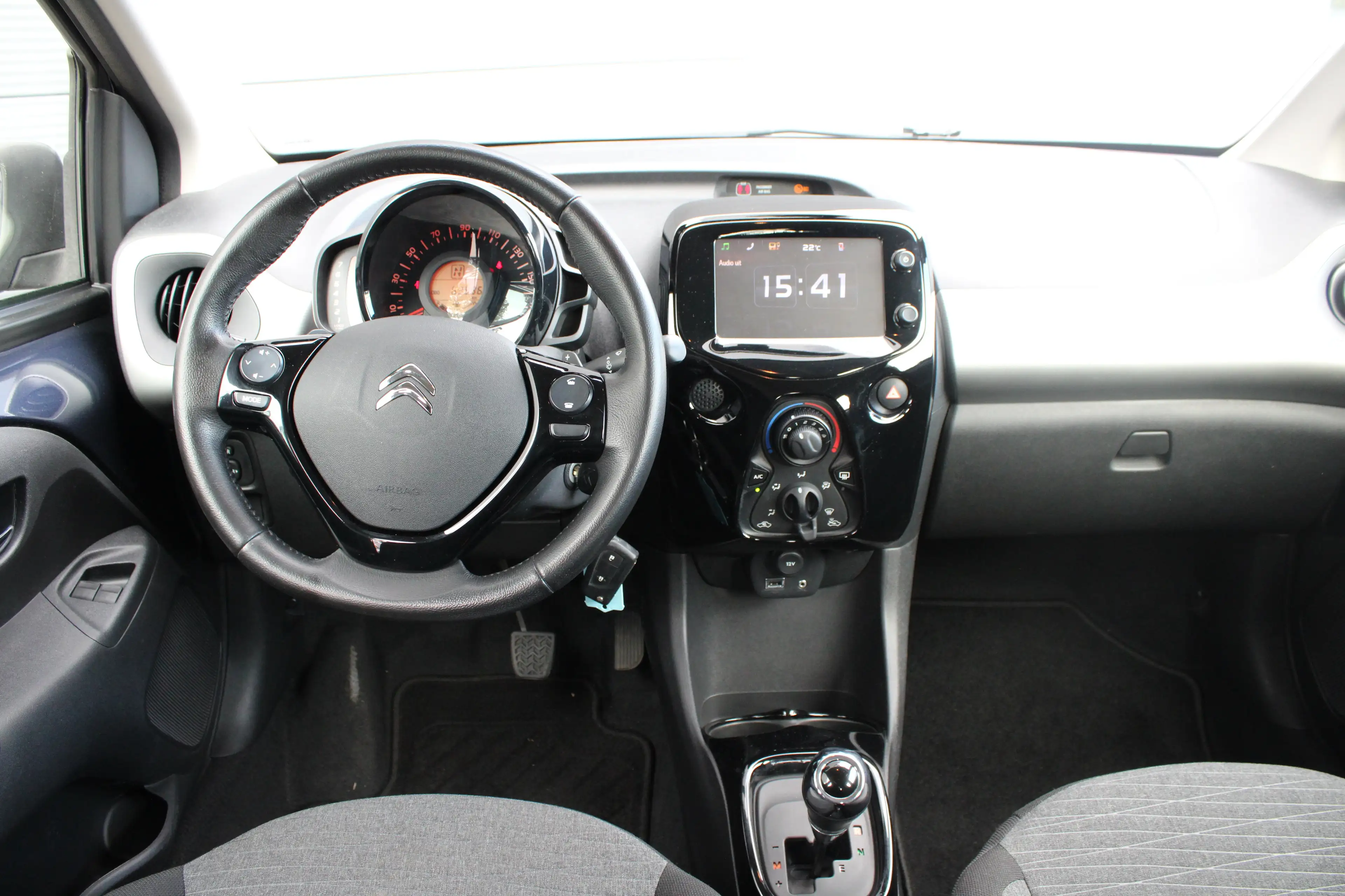 Citroen C1 1.0 VTi Shine | Automaat | Navigatie | Camera | Pa — photo 15