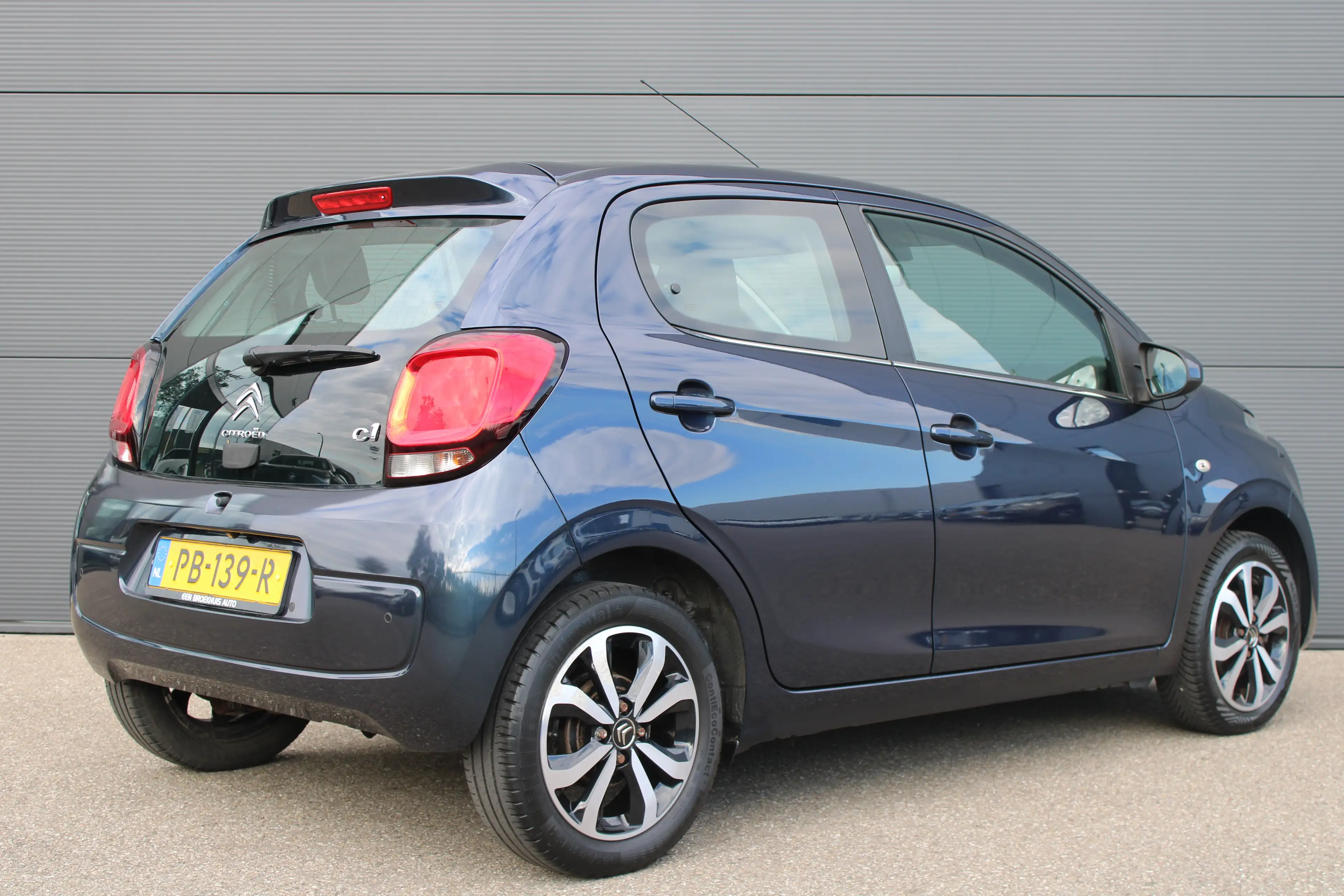 Citroen C1 1.0 VTi Shine | Automaat | Navigatie | Camera | Pa — photo 2