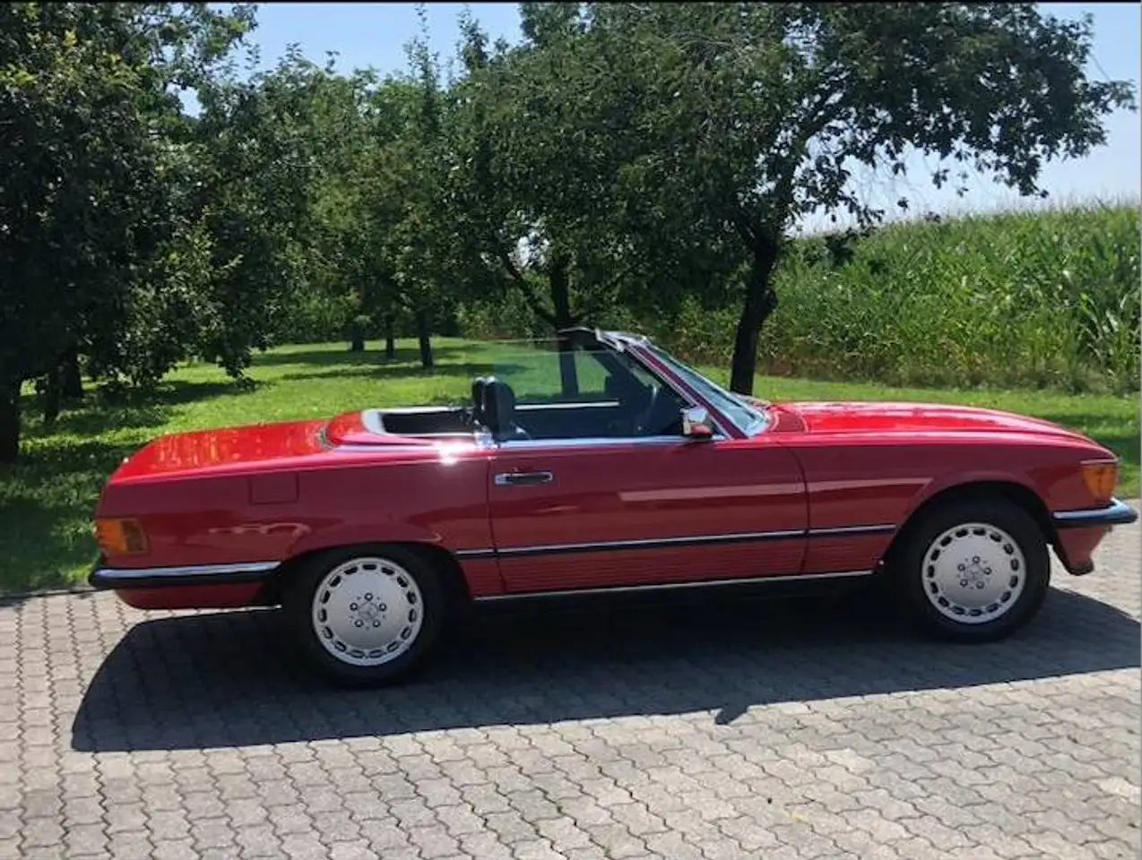 Mercedes-Benz SL 300 R 107, foto 3