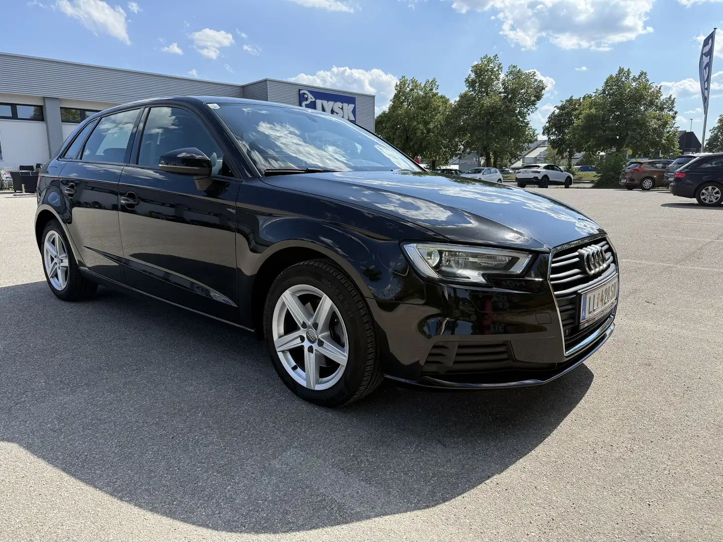Audi A3 SB 2,0 TDI S-tronic *AHK* - 1
