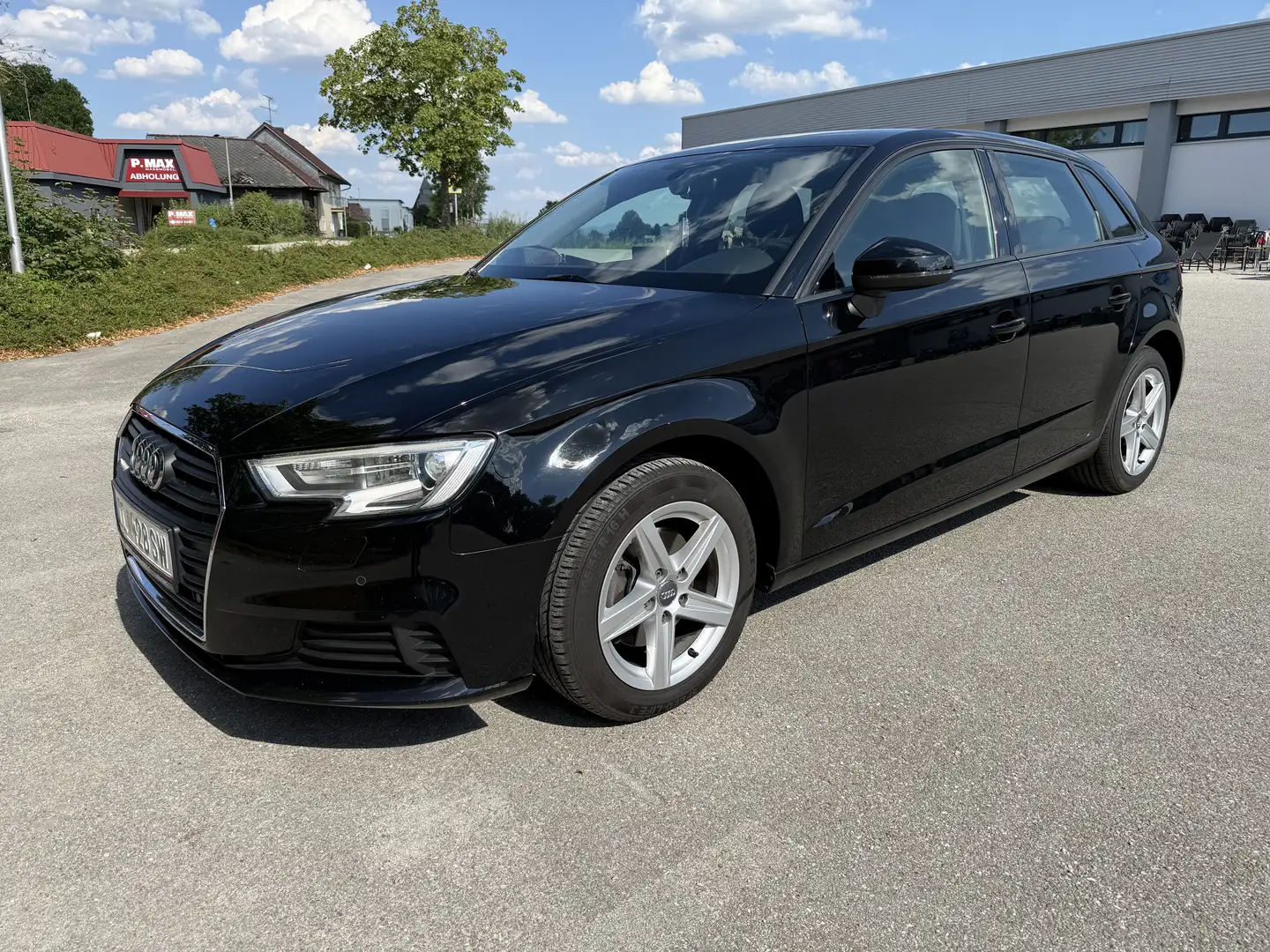 Audi A3 SB 2,0 TDI S-tronic *AHK* - 2