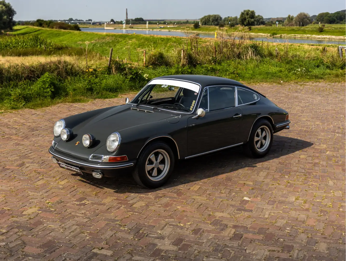 Porsche 911 2.0 Rally Šedá - 1