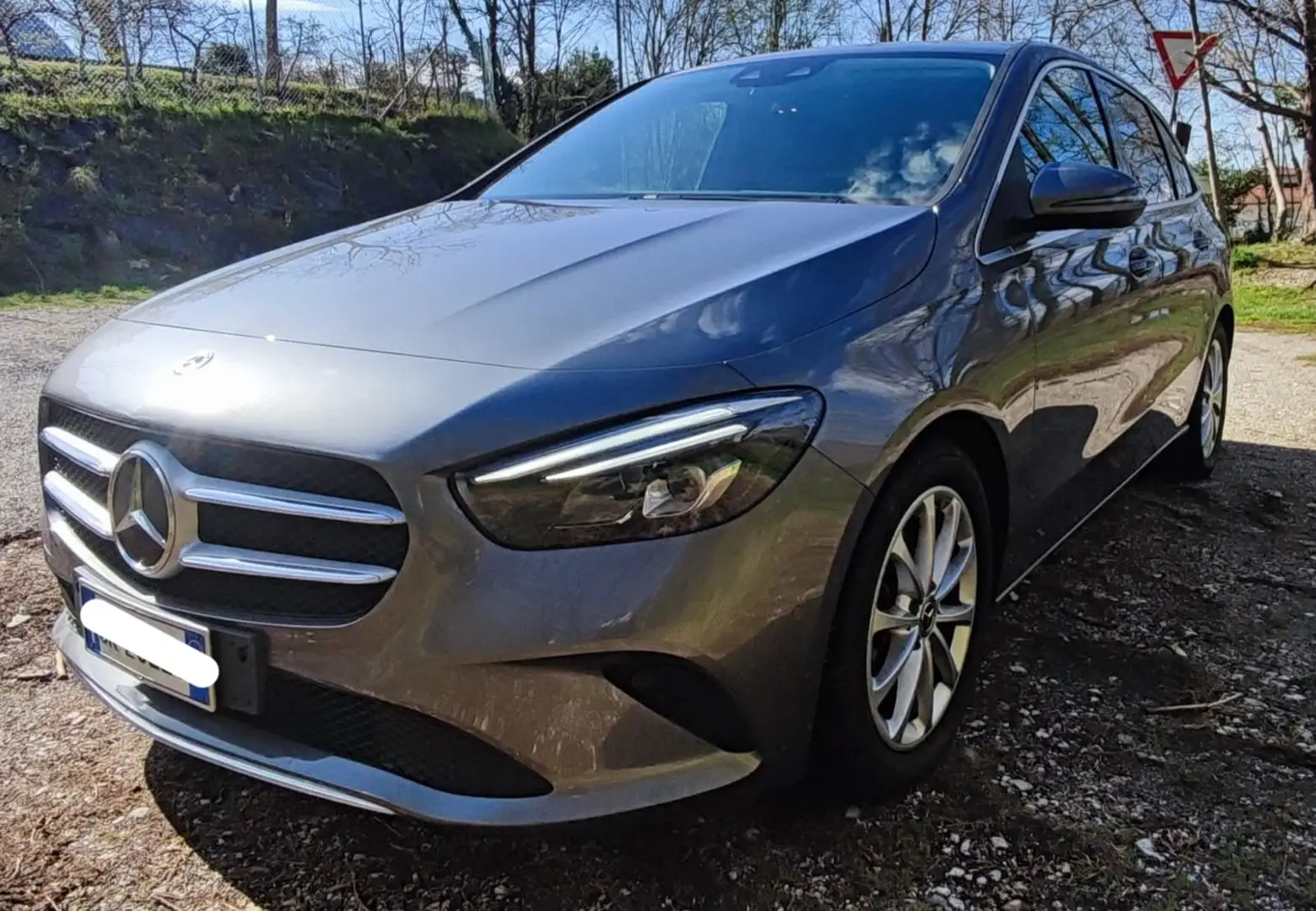 Mercedes-Benz B 200 B 200 Sport Plus 4matic auto Grigio - 1