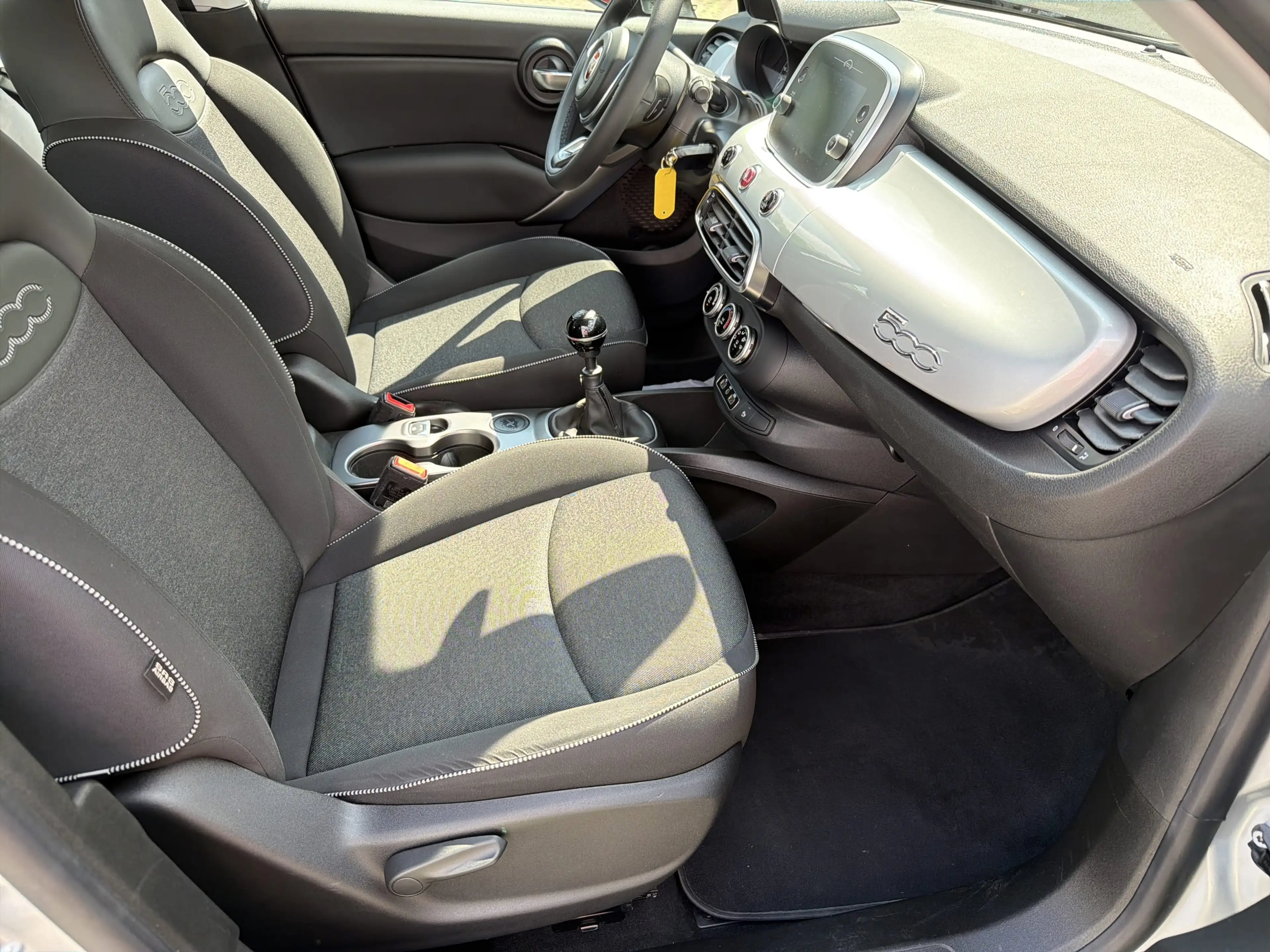 Fiat 500X 1.0 GSE Urban Kam.+PDC.Klima + AHK — photo 9