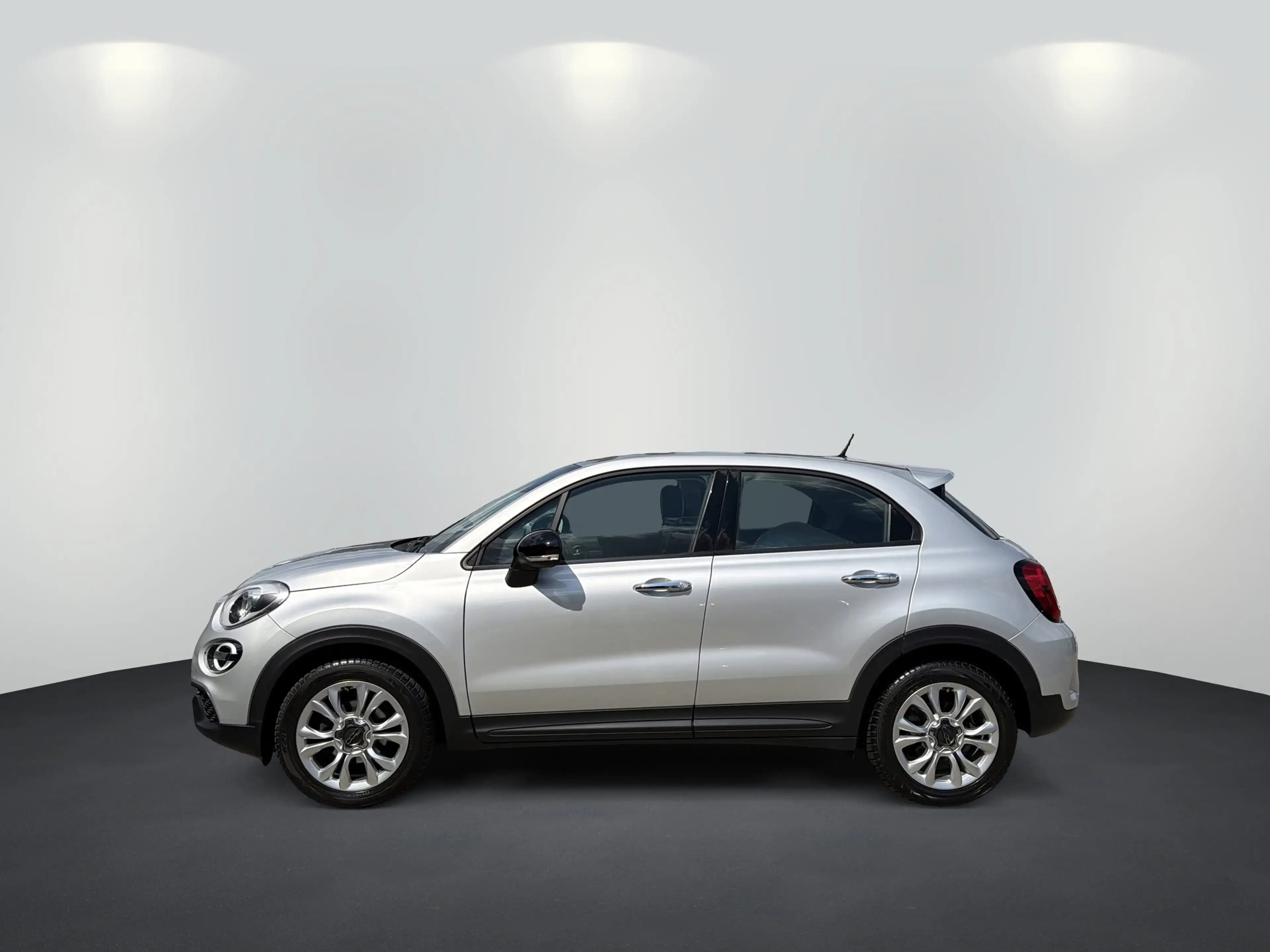 Fiat 500X 1.0 GSE Urban Kam.+PDC.Klima + AHK — photo 4