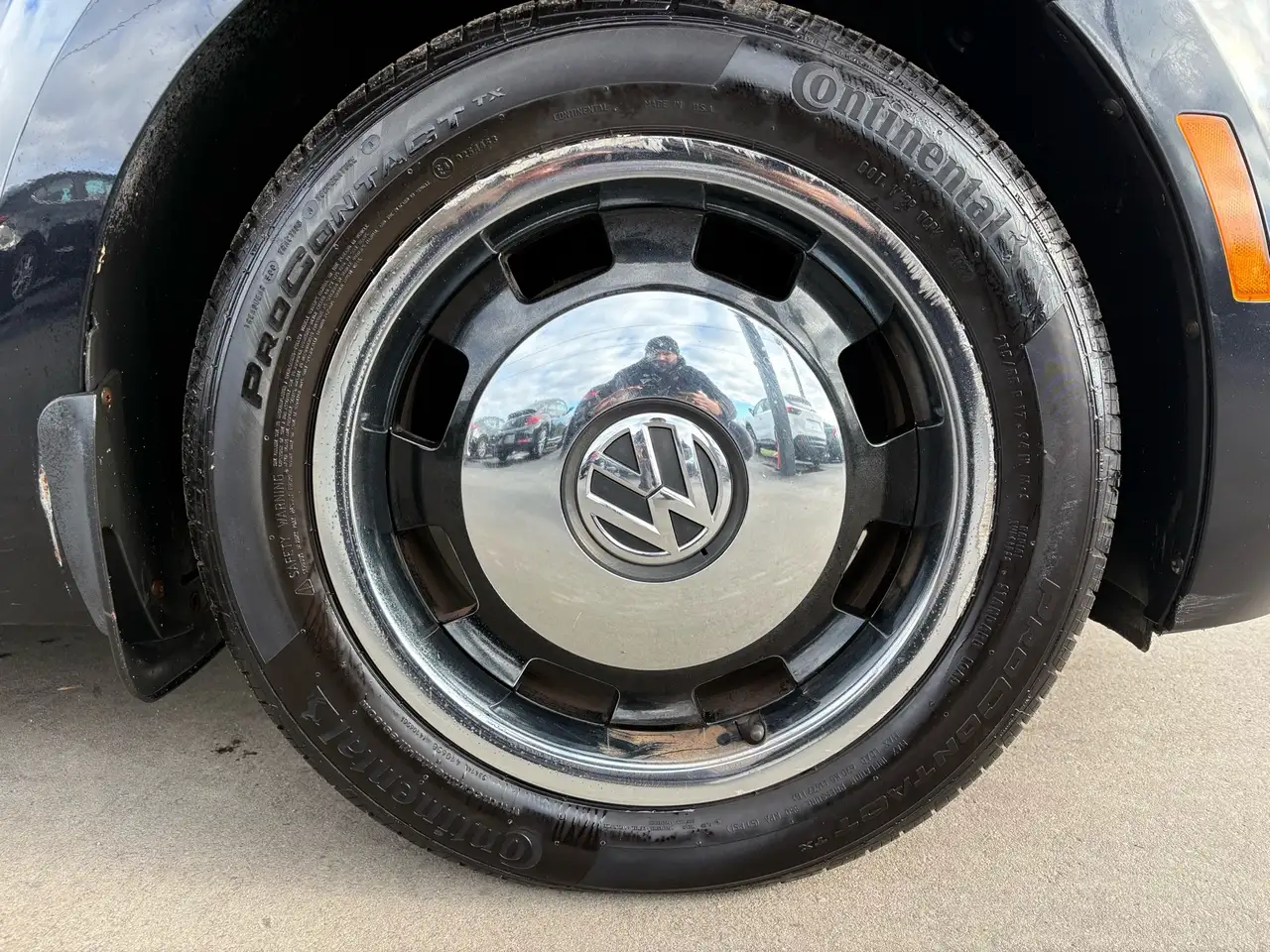 Volkswagen Beetle снимка Volkswagen Beetle
