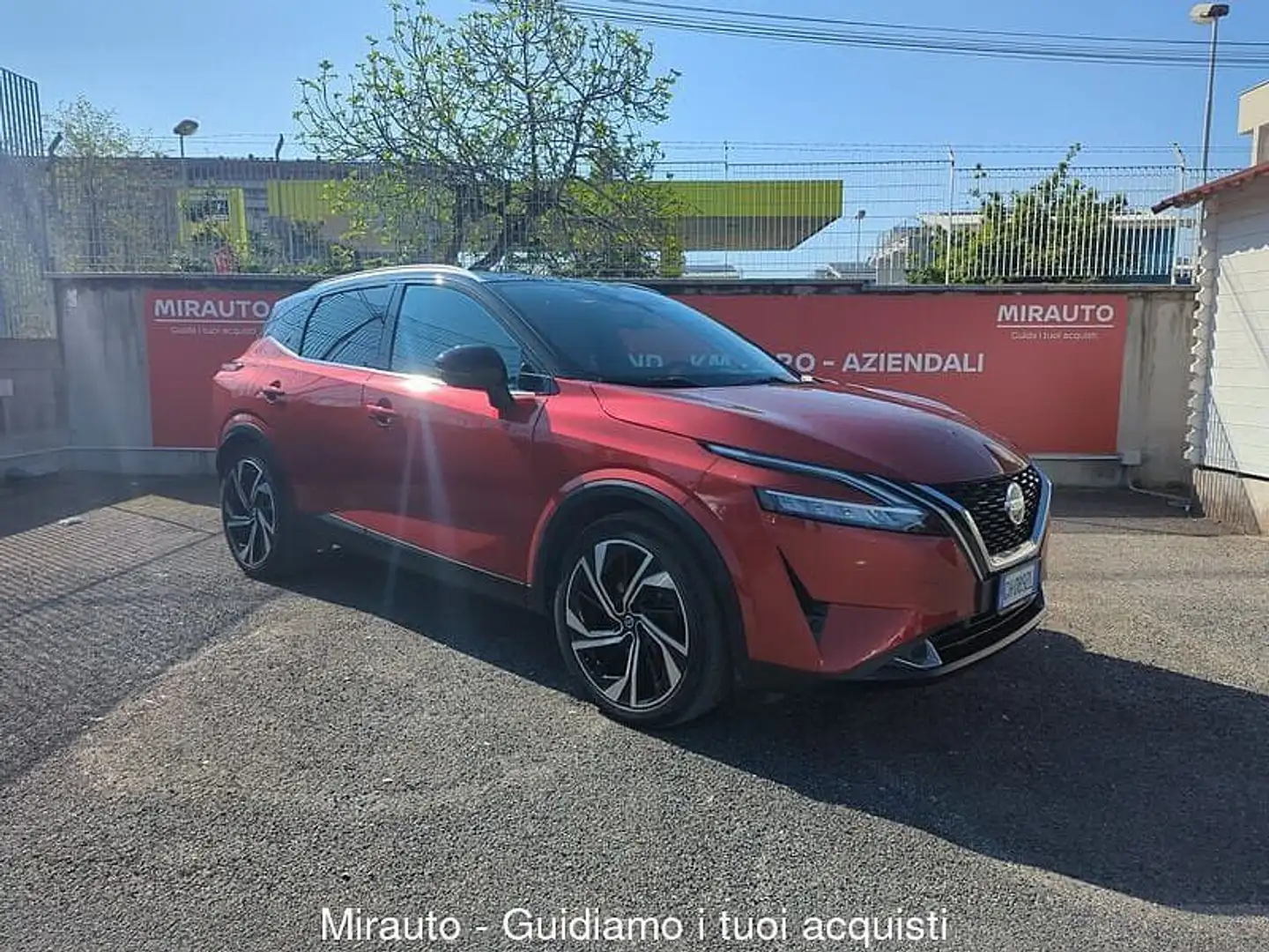 Nissan Qashqai 3ª serie Qashqai MHEV 158 CV Xtronic 4WD Tekna+ Rosso - 1