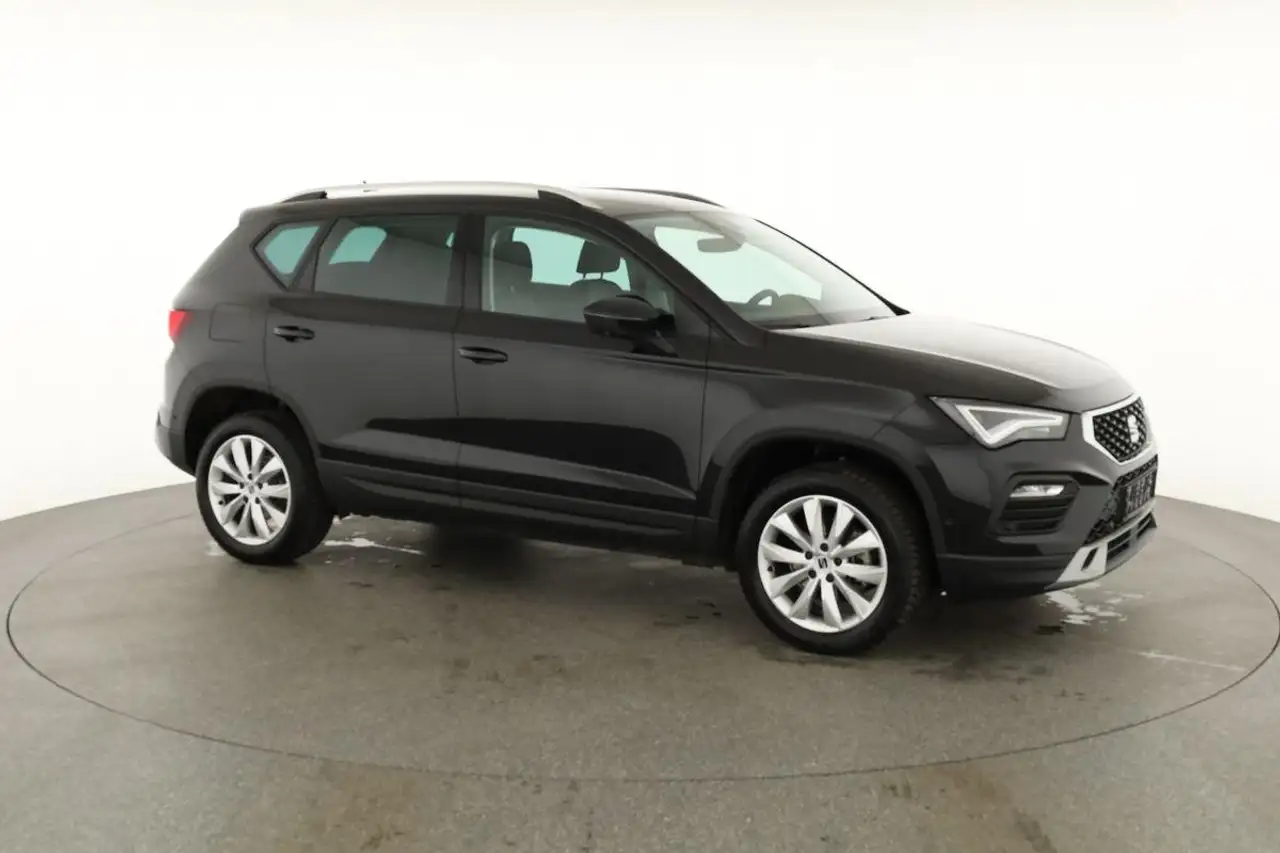 SEAT Ateca 1.5 TSI DSG Style, AHK, Navi, Kamera, el. Klappe 25
