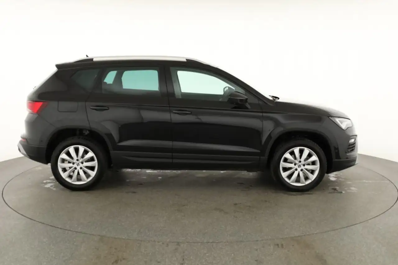 SEAT Ateca 1.5 TSI DSG Style, AHK, Navi, Kamera, el. Klappe 23