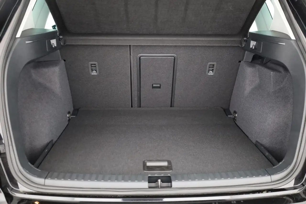 SEAT Ateca 1.5 TSI DSG Style, AHK, Navi, Kamera, el. Klappe 14