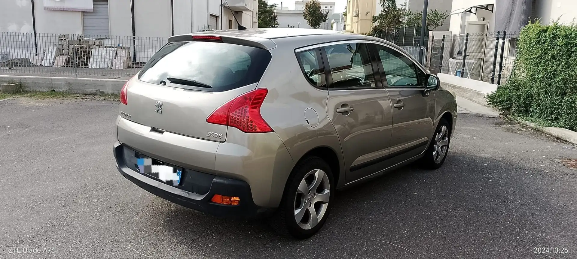 Peugeot 3008 1.6 hdi 8v Premium 112cv robot - 2