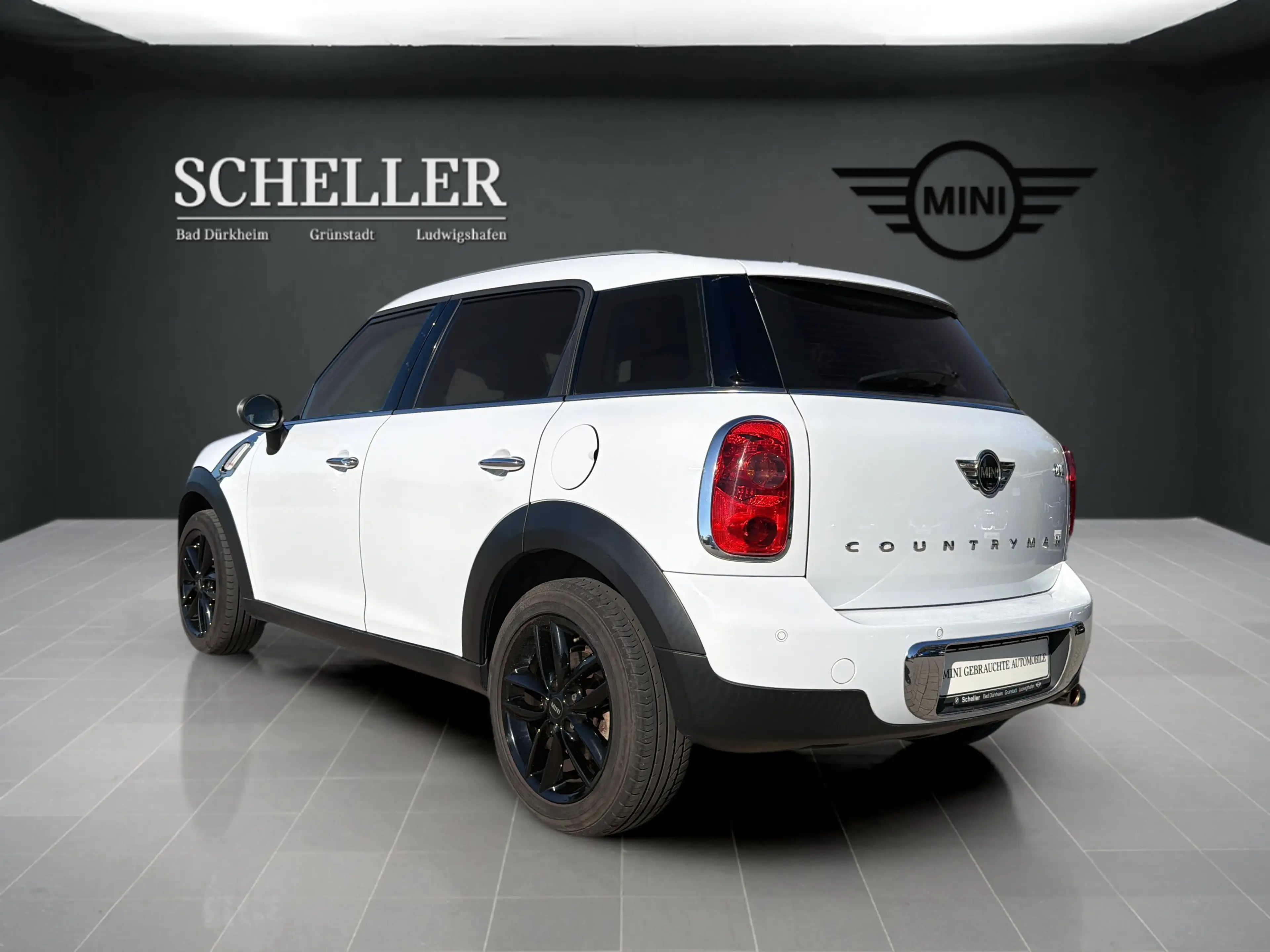 MINI One Countryman One Countryman Black Pepper Xenon BT Klimaaut. — photo 4