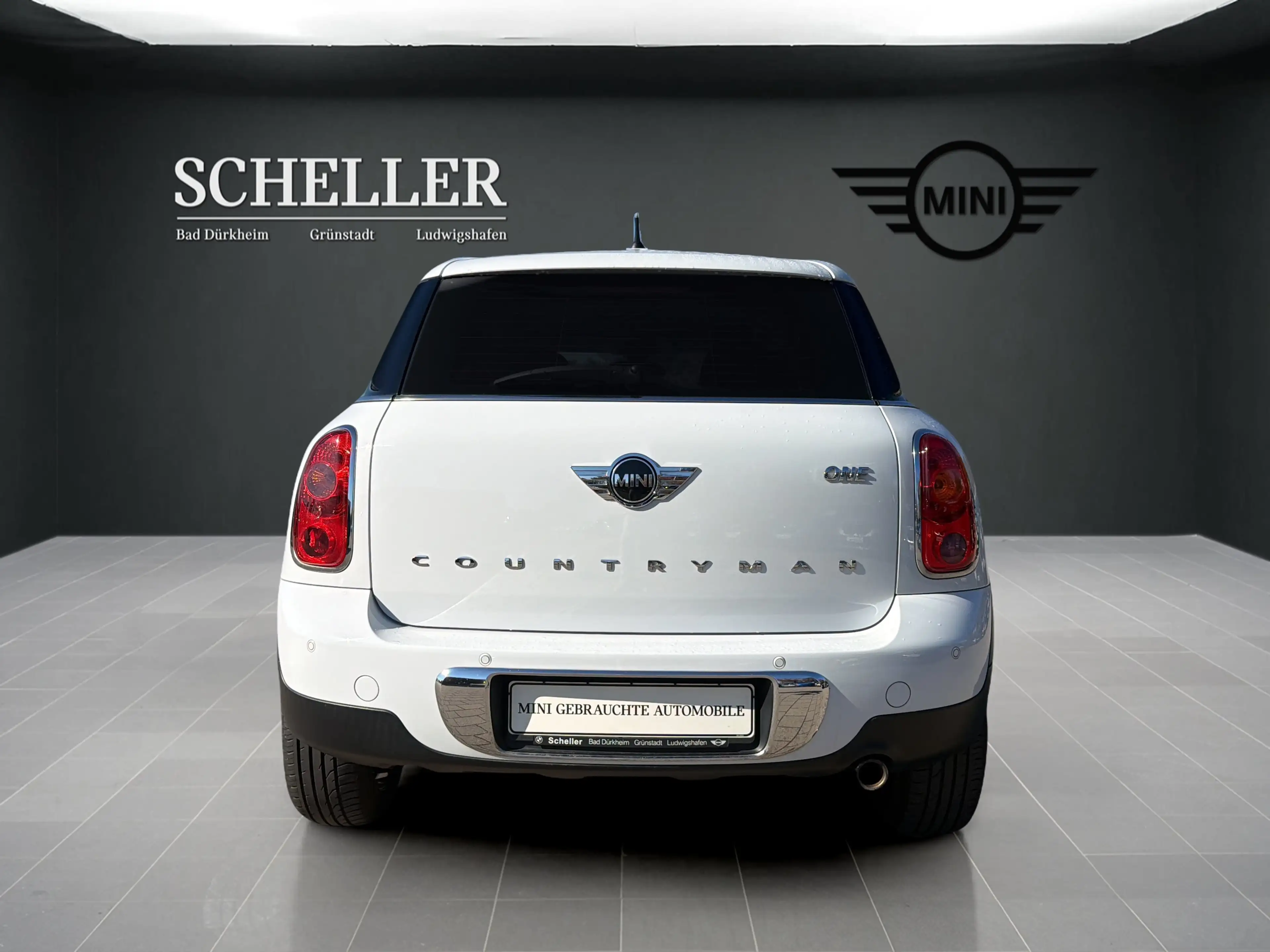MINI One Countryman One Countryman Black Pepper Xenon BT Klimaaut. — photo 5
