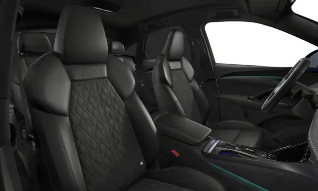 Audi Q5 view 3