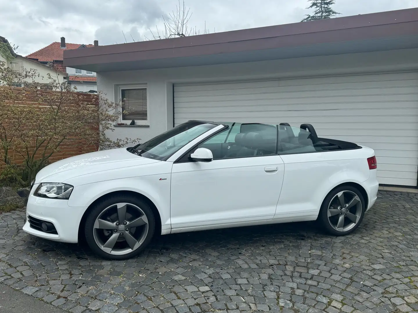 Audi A3 Cabriolet 1.4 TFSI S line Sportpaket bijela - 2