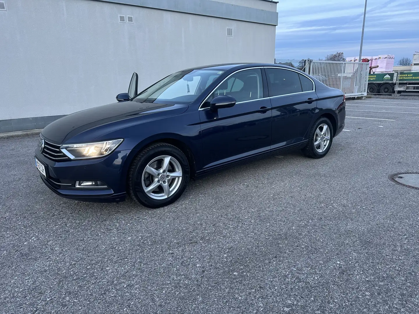 Volkswagen Passat Comfortline 2,0 TDI DSG - 1