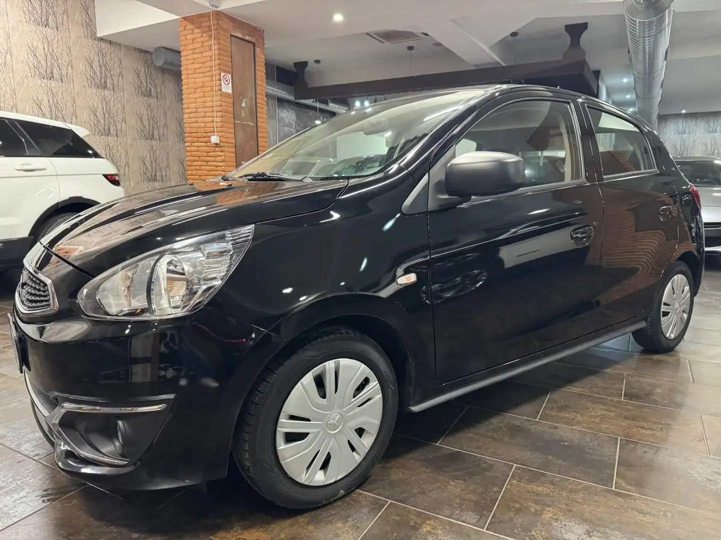 Mitsubishi Space Star Space Star II 2016 1.0 Funky Nero - 1