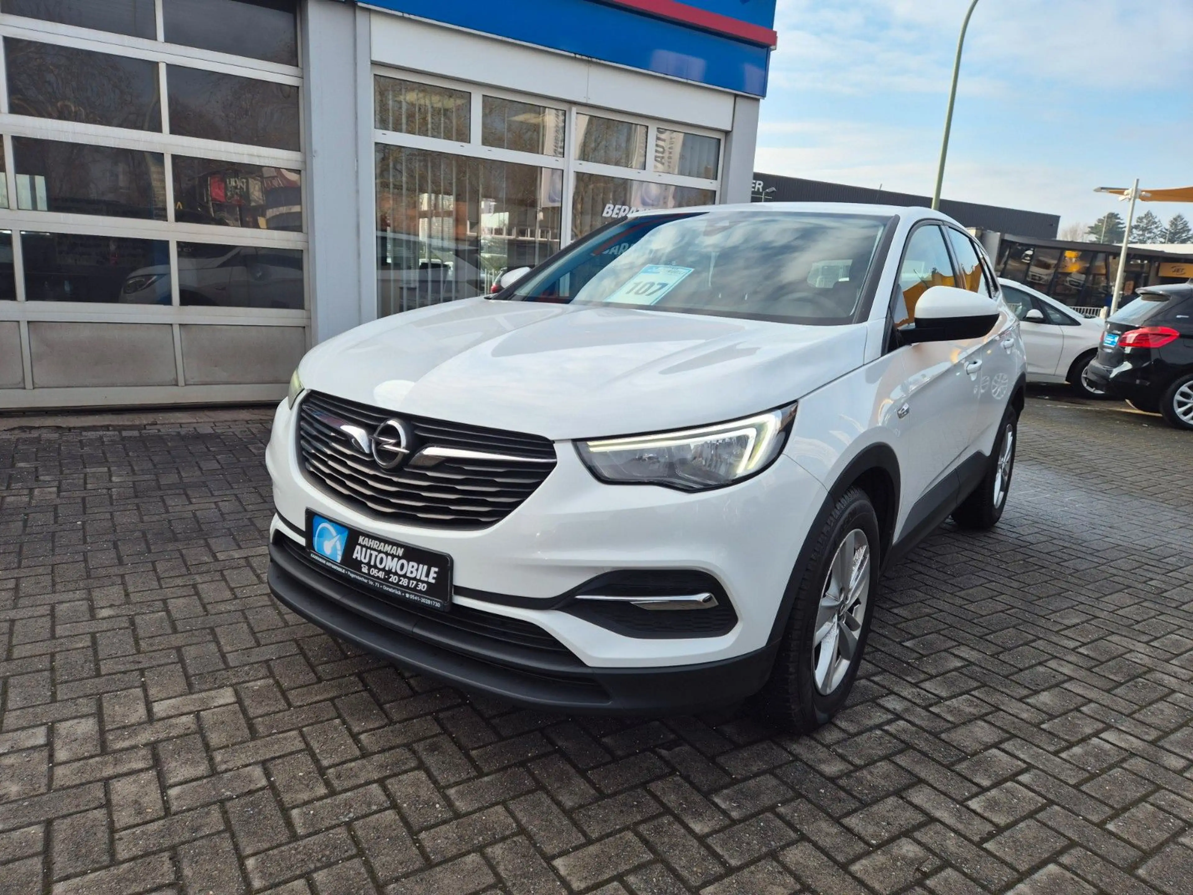 Opel Grandland X 1.2 TURBO SELECTION — photo 3