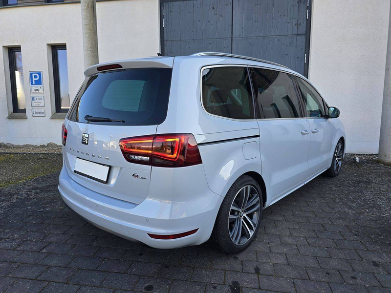 SEAT Alhambra 2.0 TDI FR-Line — photo 4