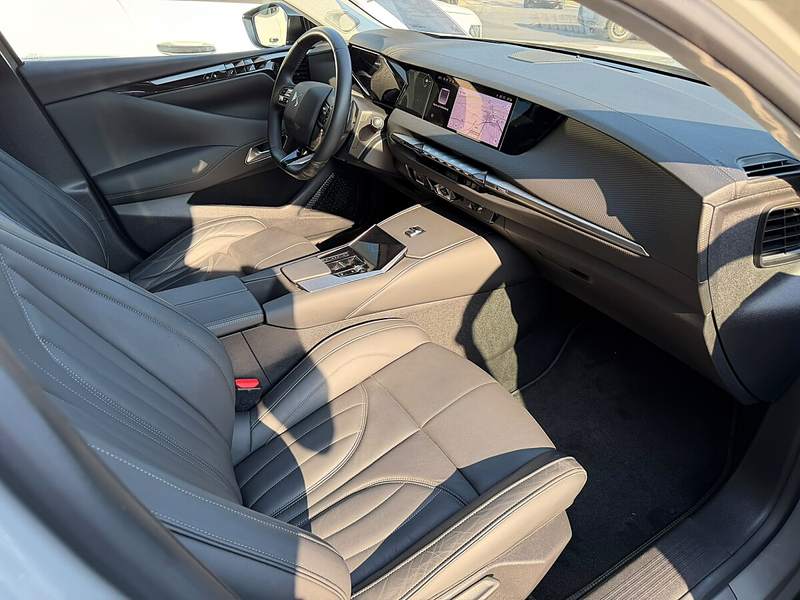 DS Automobiles DS 4 4 E-Tense Hybrid 225 (Plug-In) Cross Rivoli S&S... — photo 5