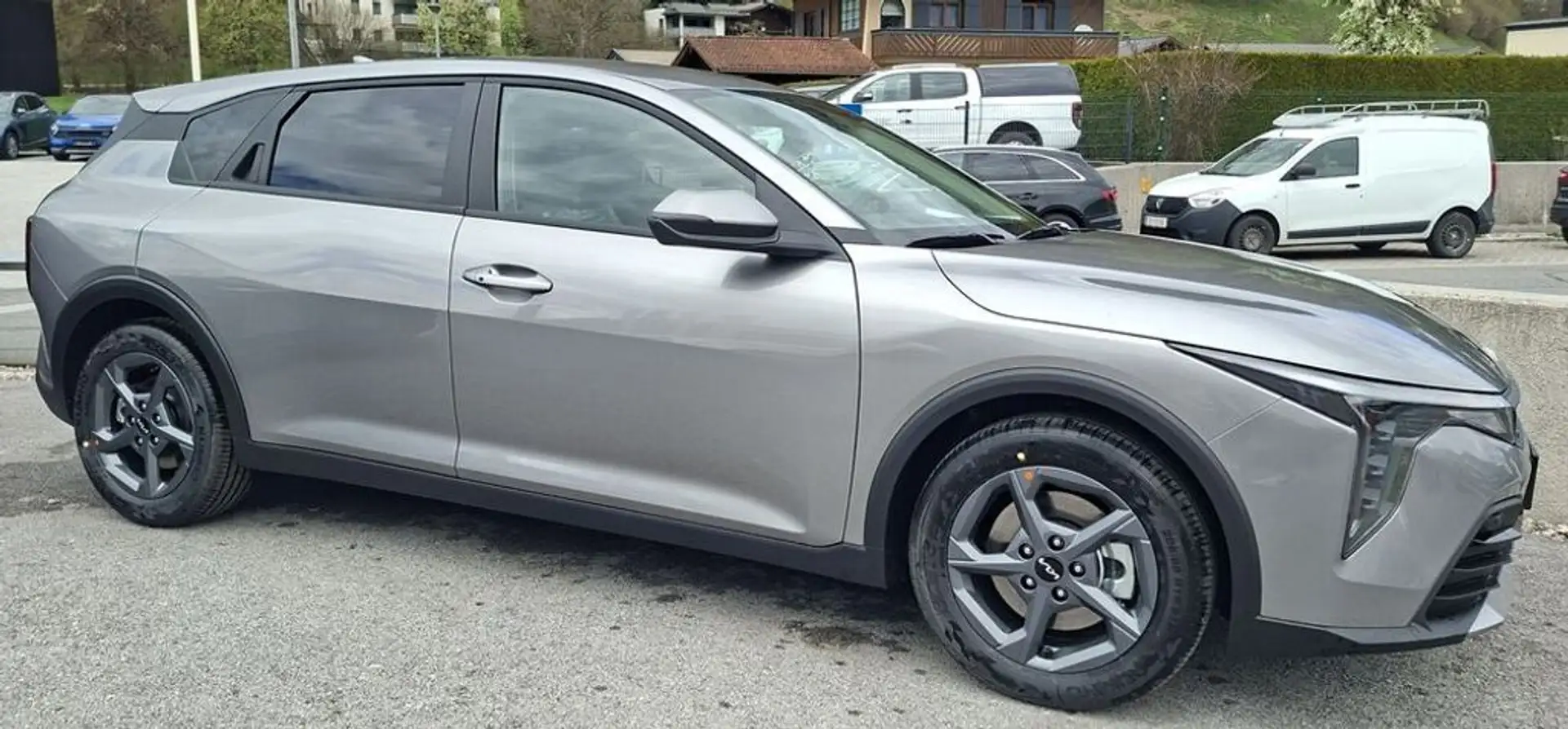 Kia K4 1,0 TGDI 48V Silber Grau - 2